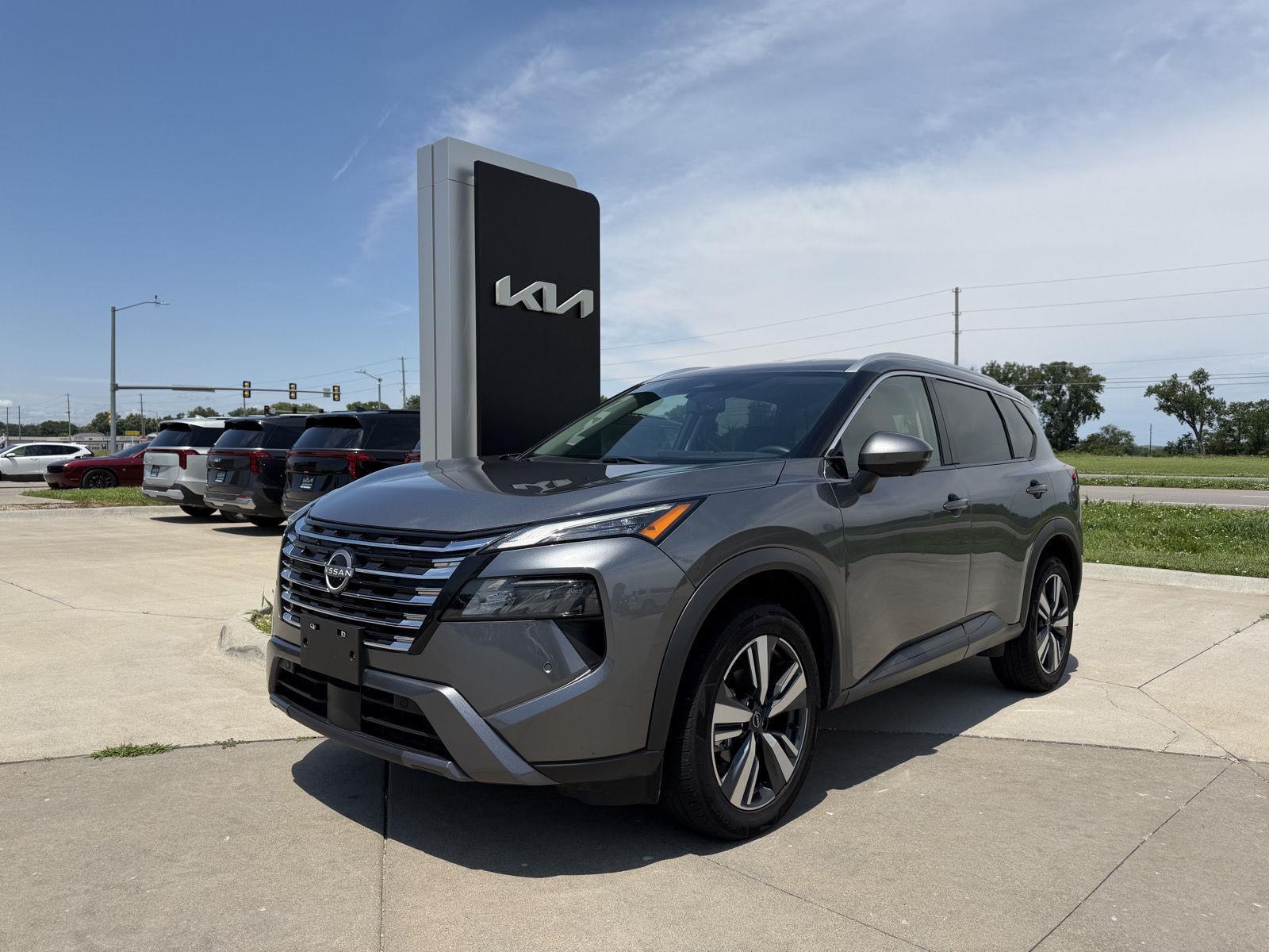 Gray (Gun Metallic) 2024 Nissan Rogue SUV / Crossover All-Wheel Drive Continuously Variable Transmission