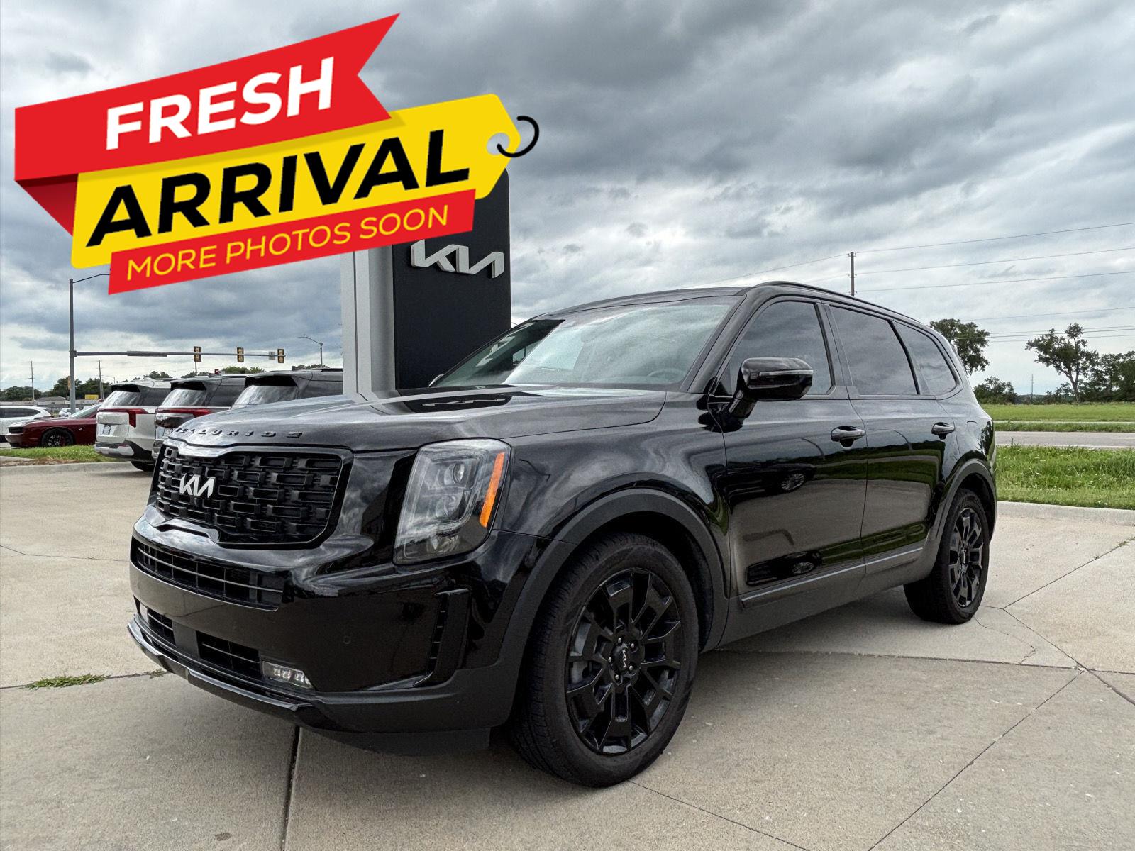 Ebony Black 2022 Kia Telluride SUV / Crossover All-Wheel Drive Automatic