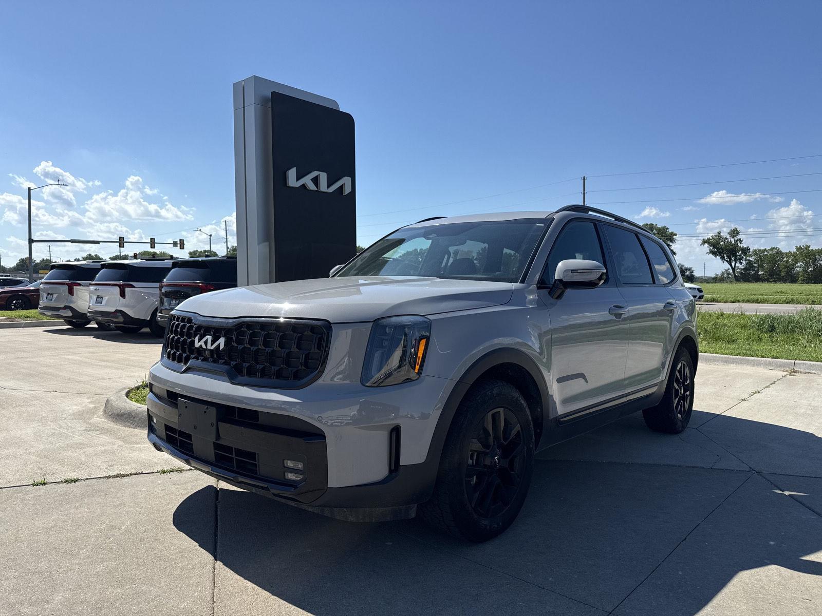 Wolf Gray 2024 Kia Telluride SUV / Crossover All-Wheel Drive Automatic