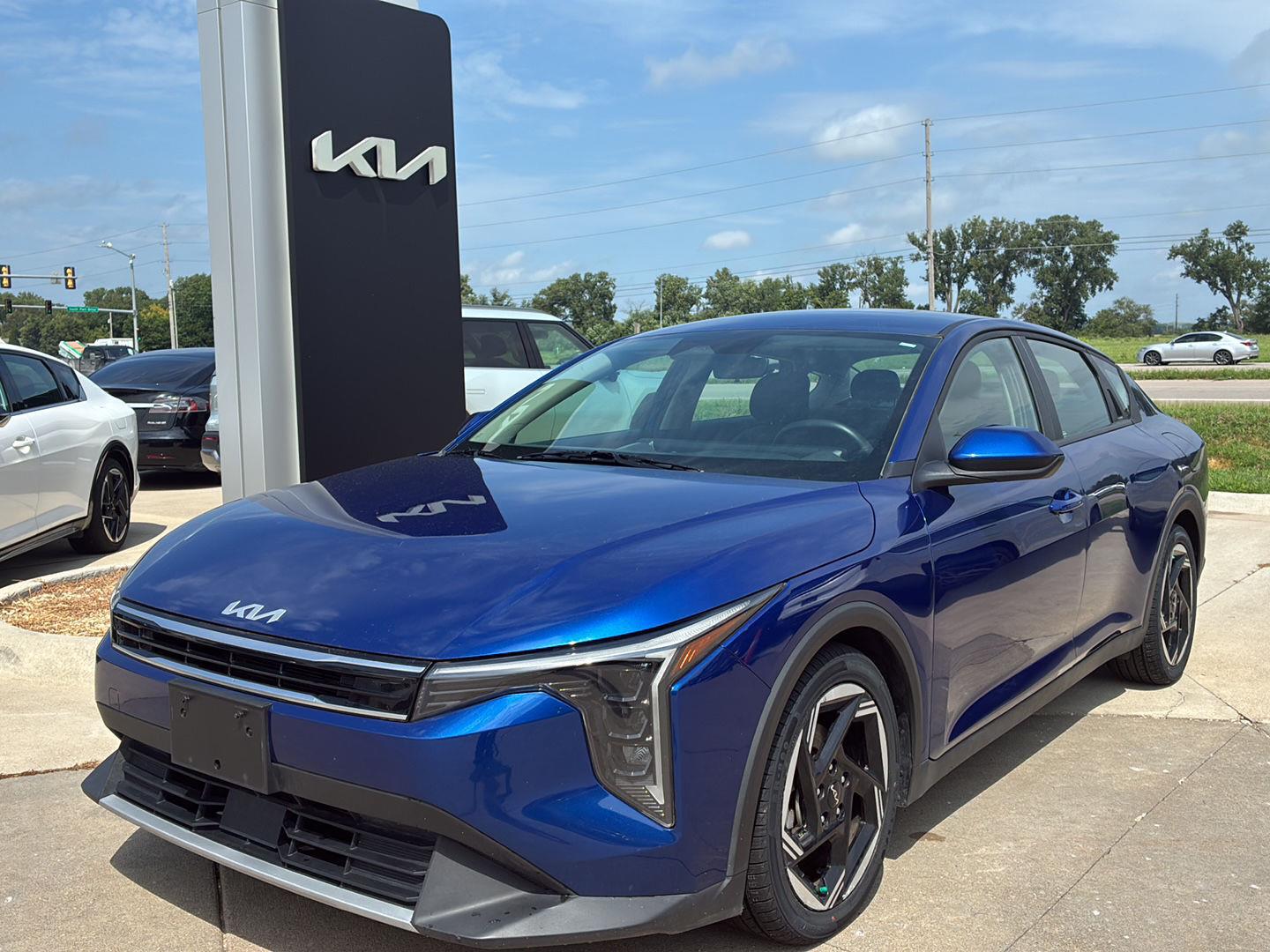  2025 Kia K4 EX FWD   