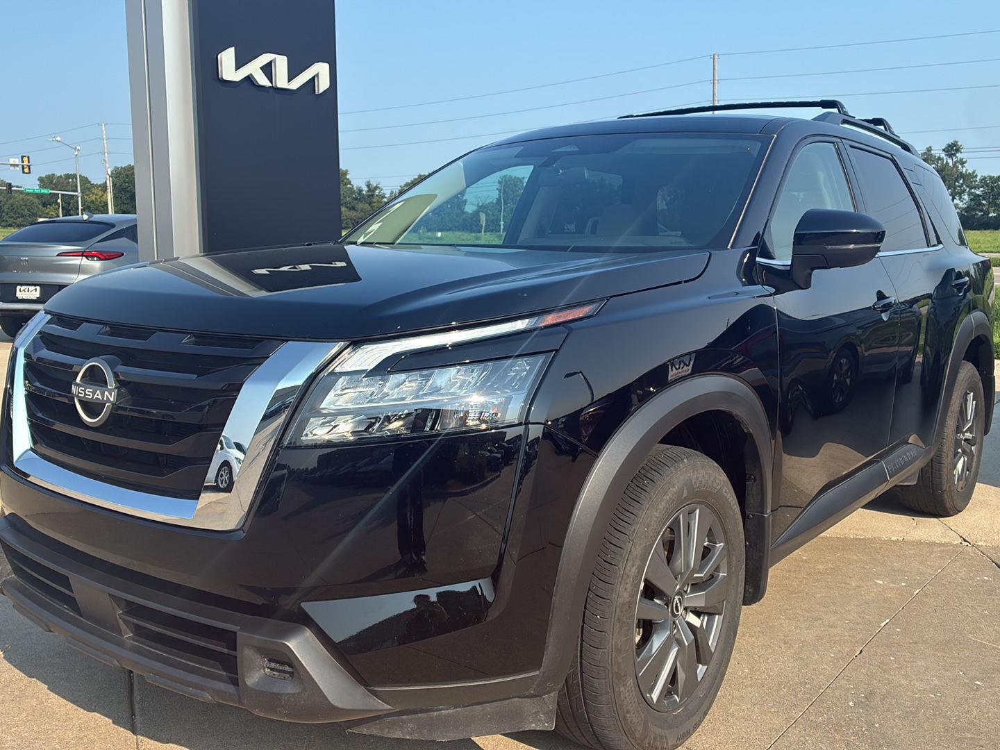 Super Black 2025 Nissan Pathfinder SUV / Crossover All-Wheel Drive Automatic
