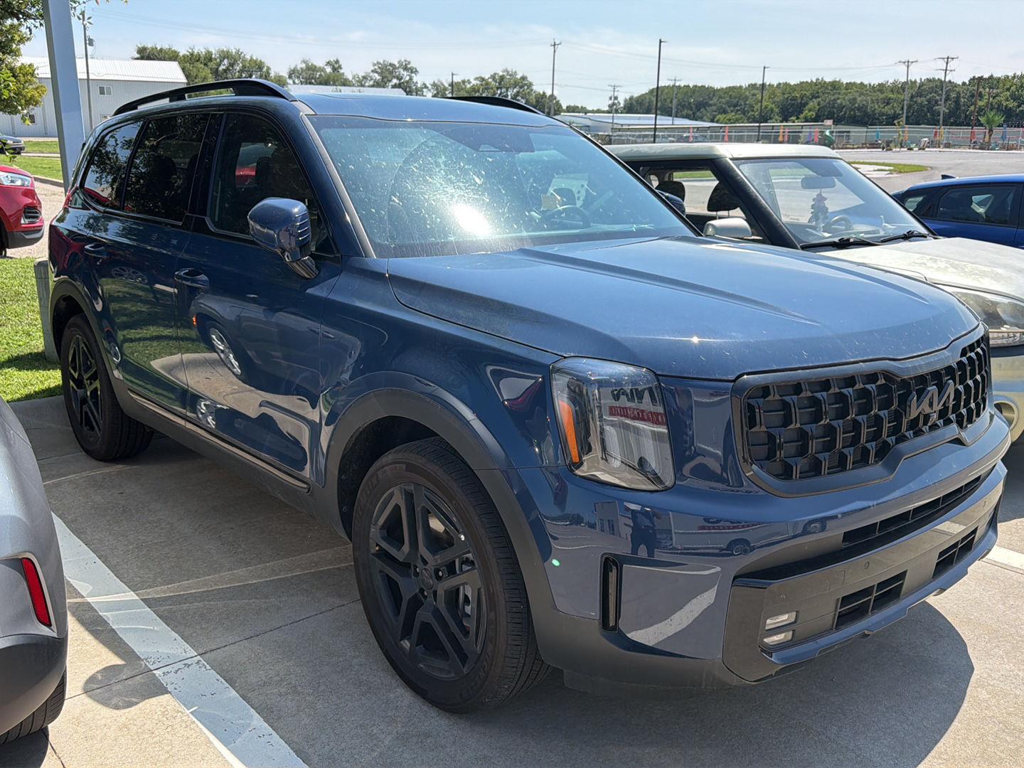 Midnight Lake Blue 2025 Kia Telluride SUV / Crossover All-Wheel Drive Automatic