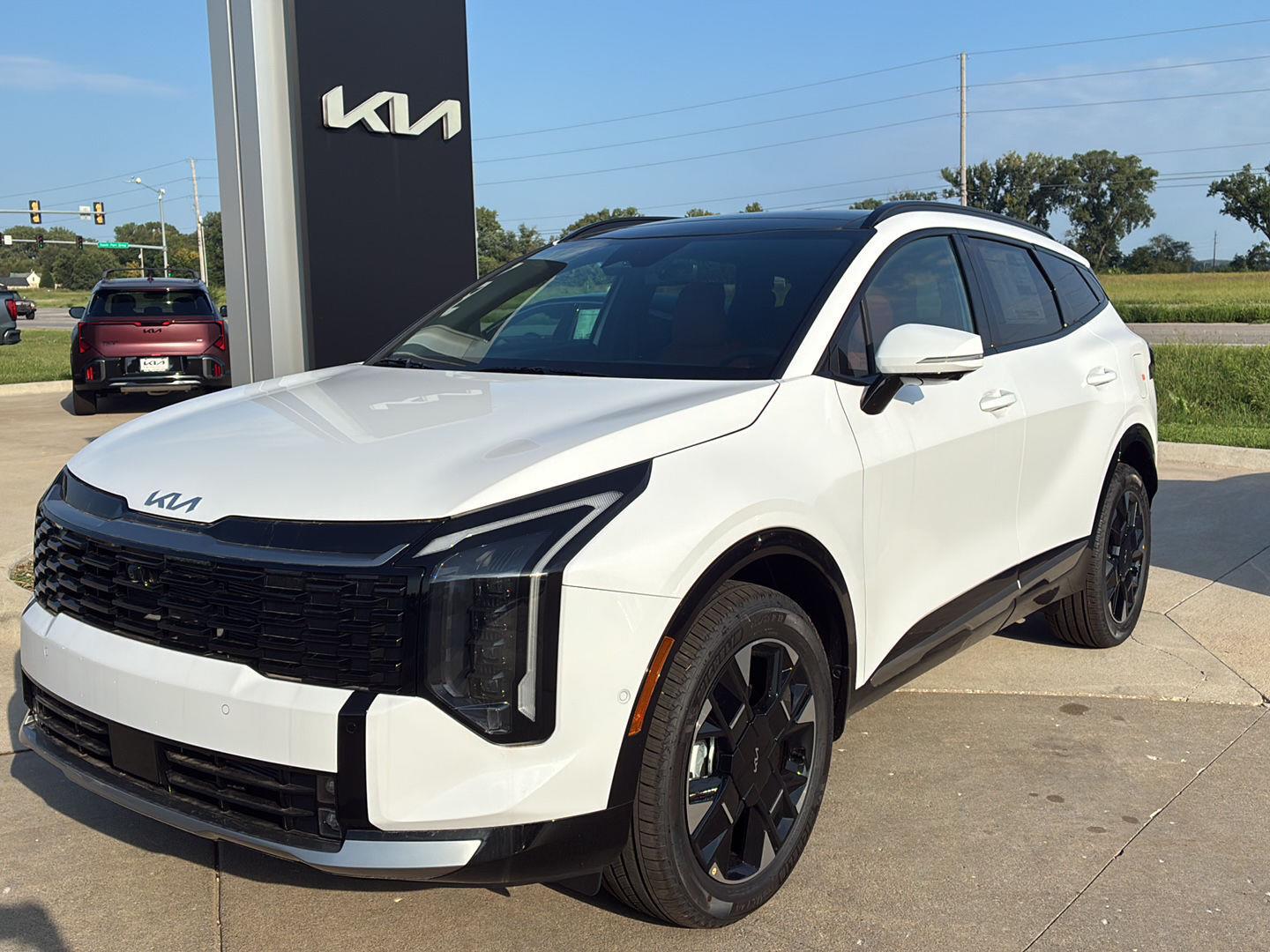 Glacial White Pearl 2026 Kia Sportage SUV / Crossover All-Wheel Drive Automatic