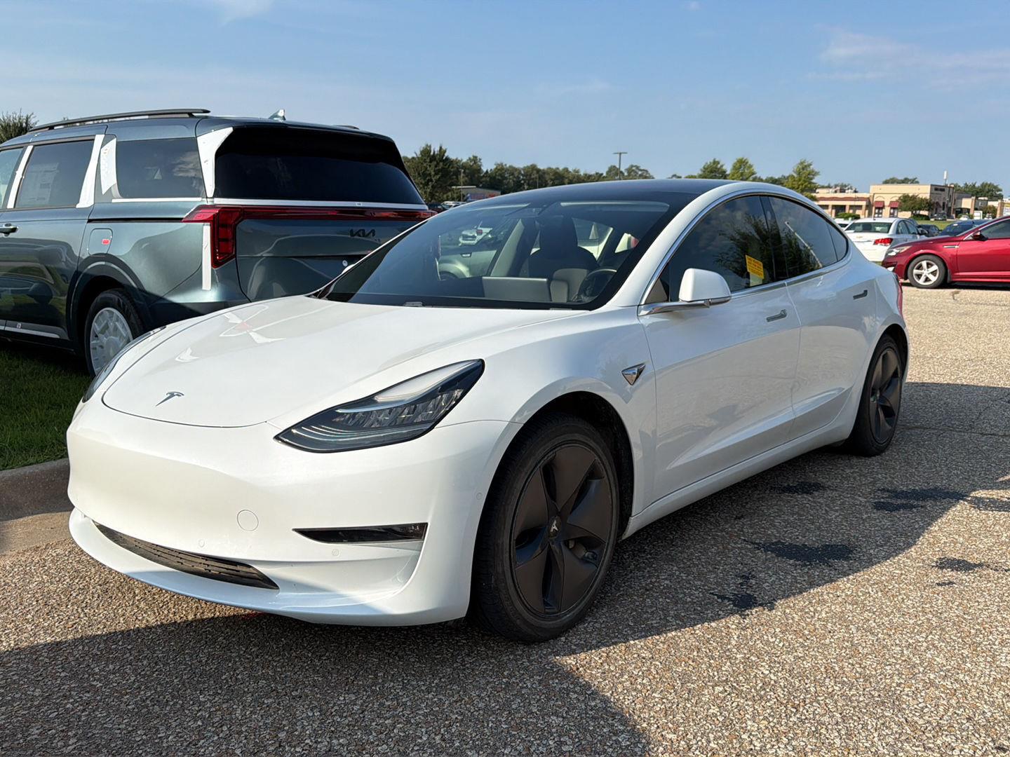 Pearl White Multi-Coat 2018 Tesla Model 3 Sedan Rear-Wheel Drive 