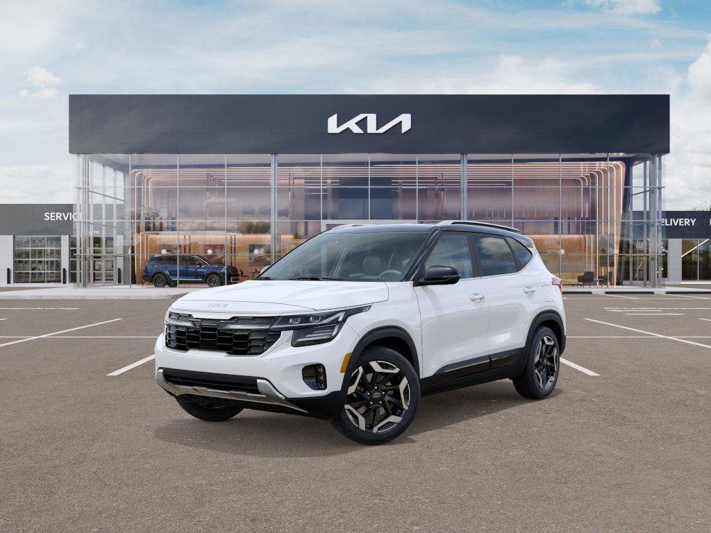Clear White/Black Roof 2026 Kia Seltos SUV / Crossover All-Wheel Drive Automatic