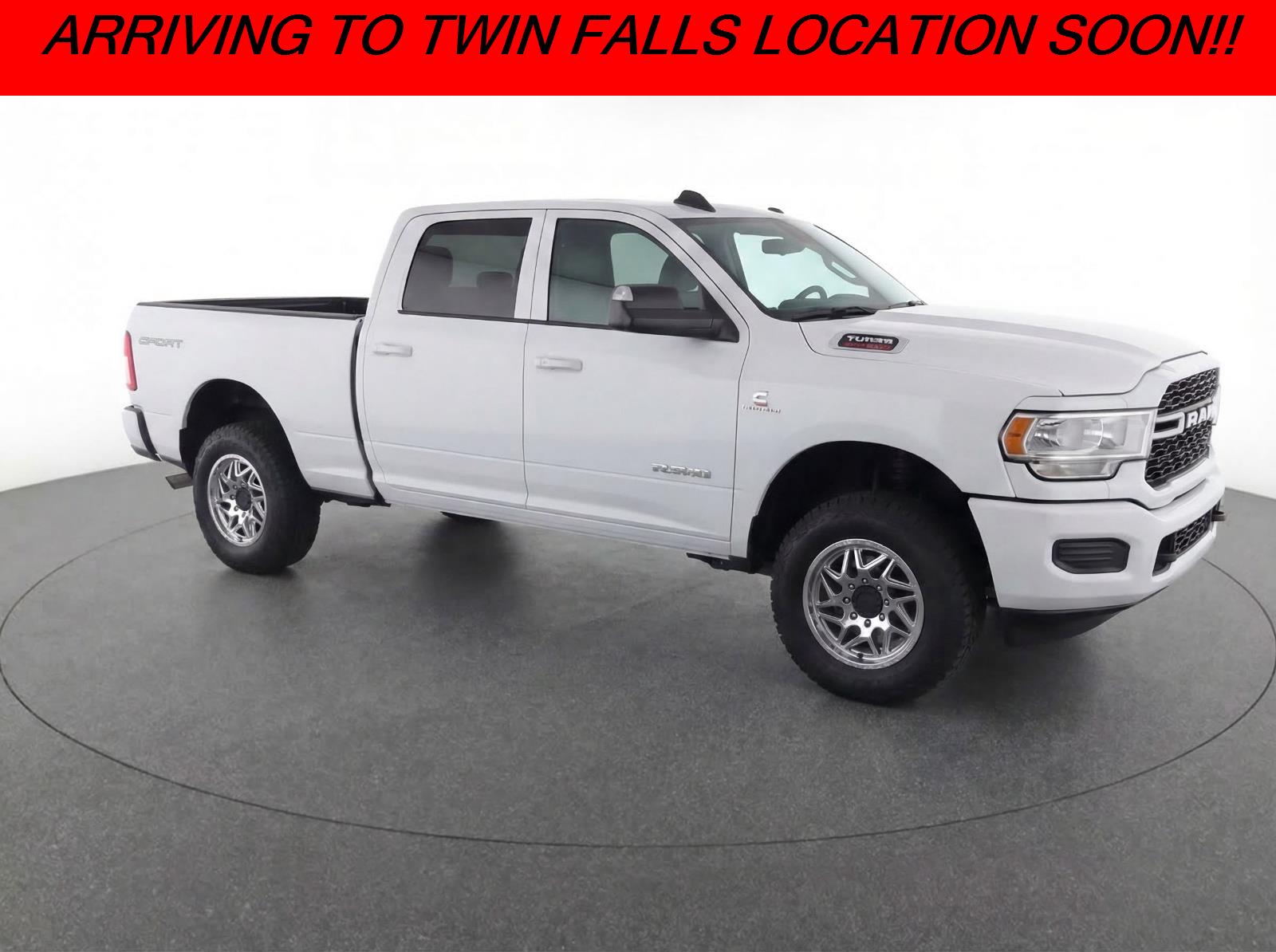 Bright White Clearcoat 2021 RAM 2500 Big Horn Crew Cab 4WD Pickup Truck Four-Wheel Drive 6-Speed Automatic