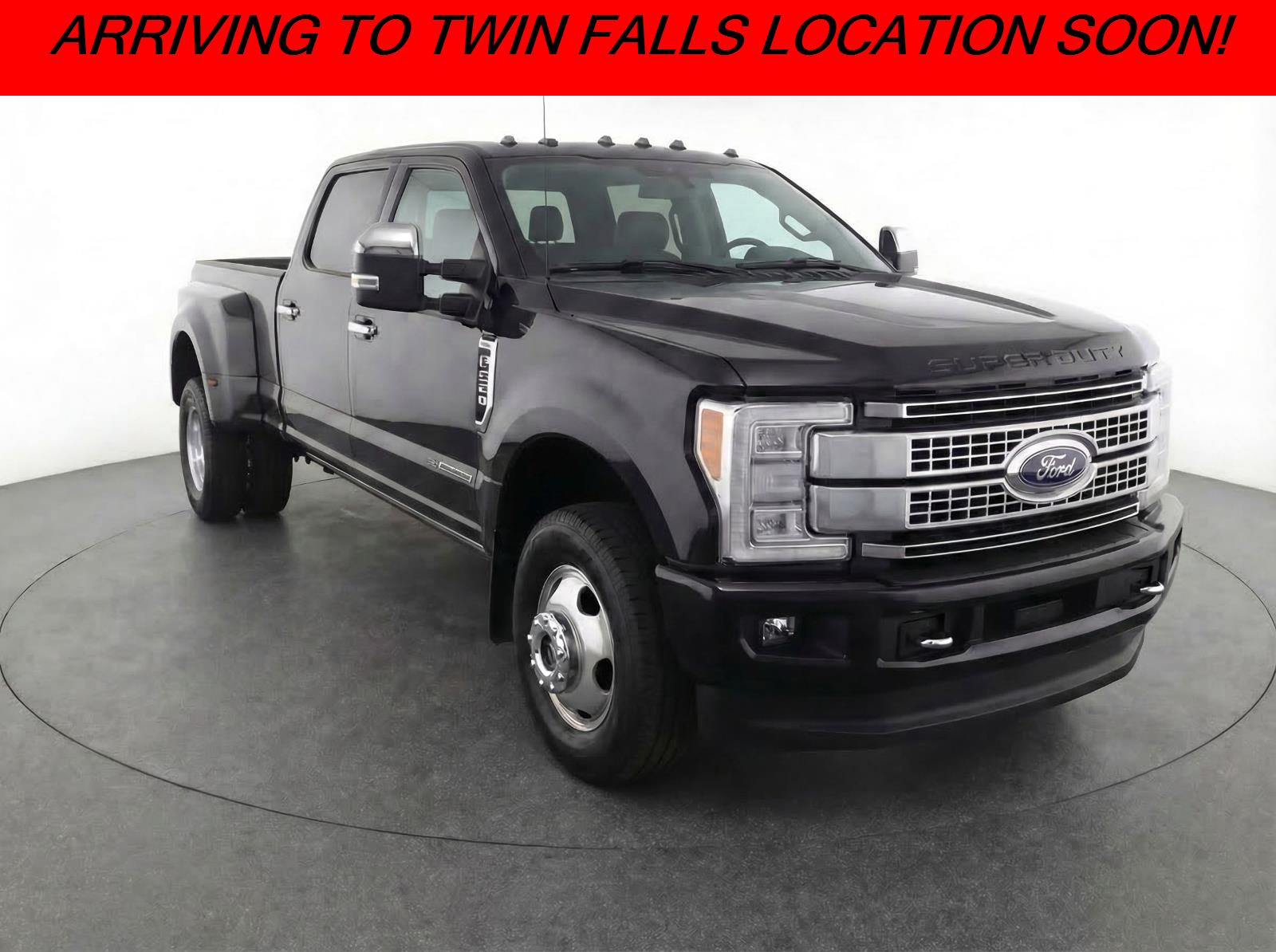 Shadow Black 2018 Ford F-350 Super Duty Platinum Crew Cab LB DRW 4WD Pickup Truck Four-Wheel Drive 6-Speed Automatic