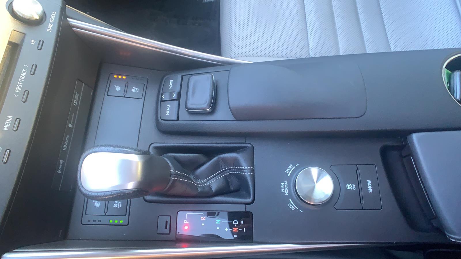2016 Lexus IS 300 4dr Car