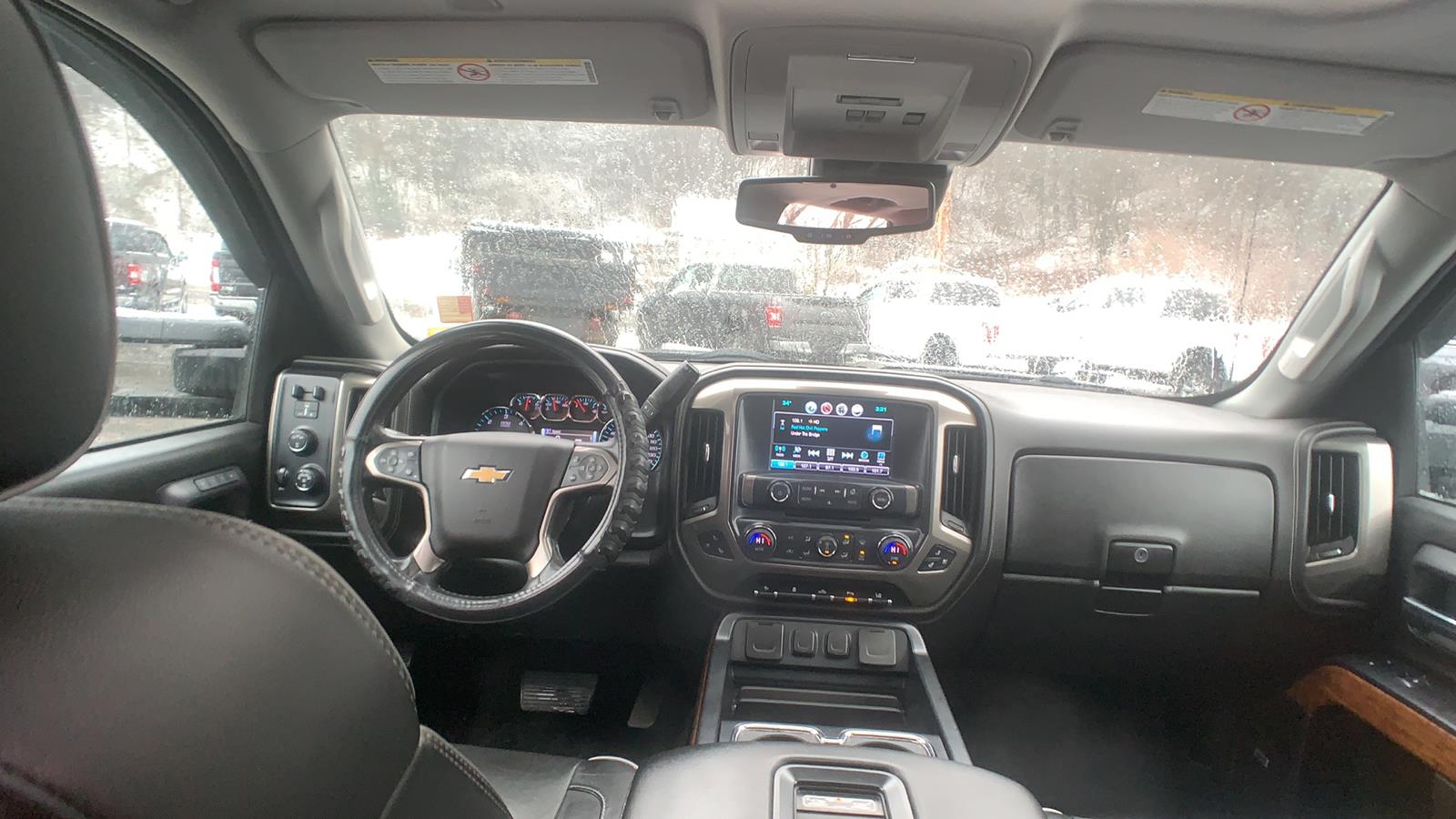 2017 Chevrolet Silverado 3500HD Standard Bed,Crew Cab Pickup