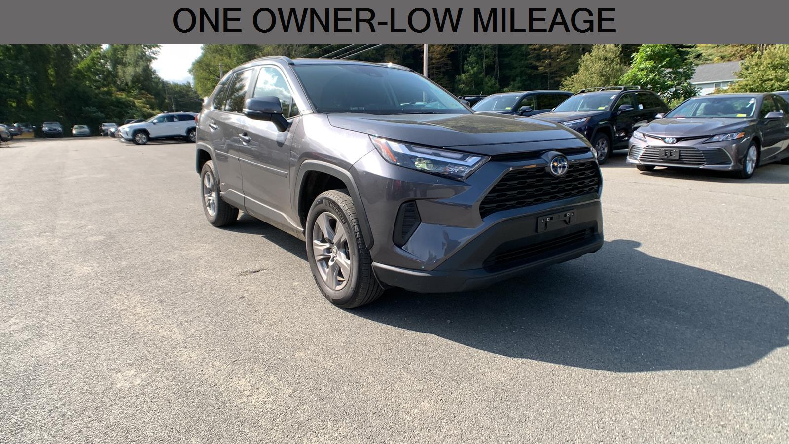 2022 Toyota RAV4 Hybrid XLE