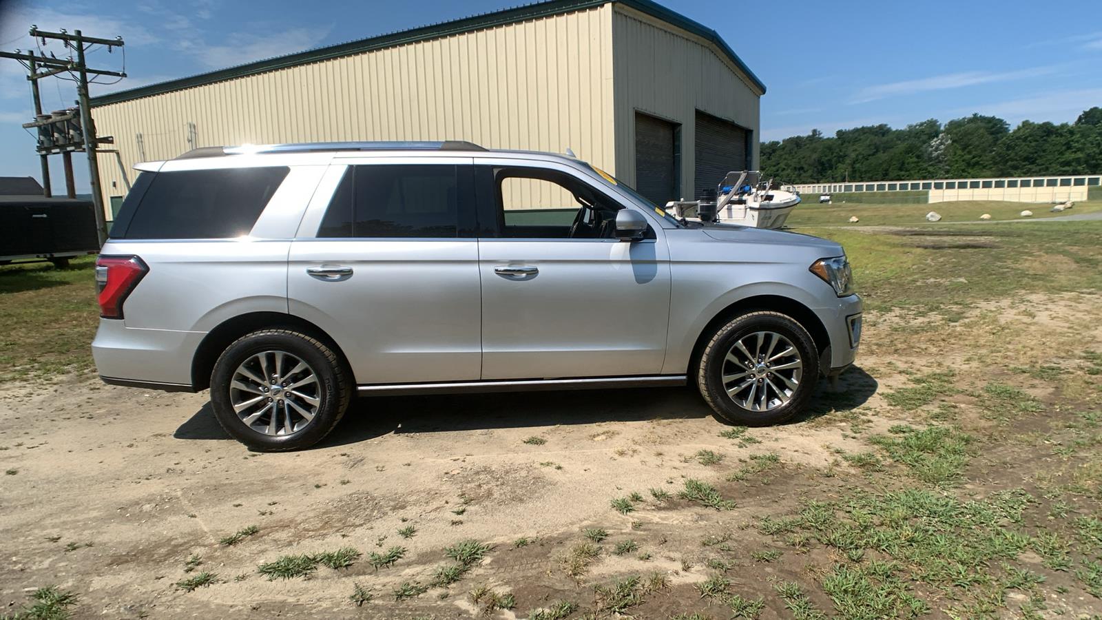 Used 2018 Ford Expedition Limited with VIN 1FMJU2AT8JEA05234 for sale in Westminster, VT