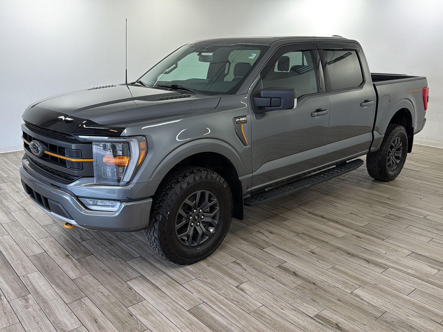 Carbonized Gray Metallic 2023 Ford F-150 Pickup Truck Four-Wheel Drive Automatic