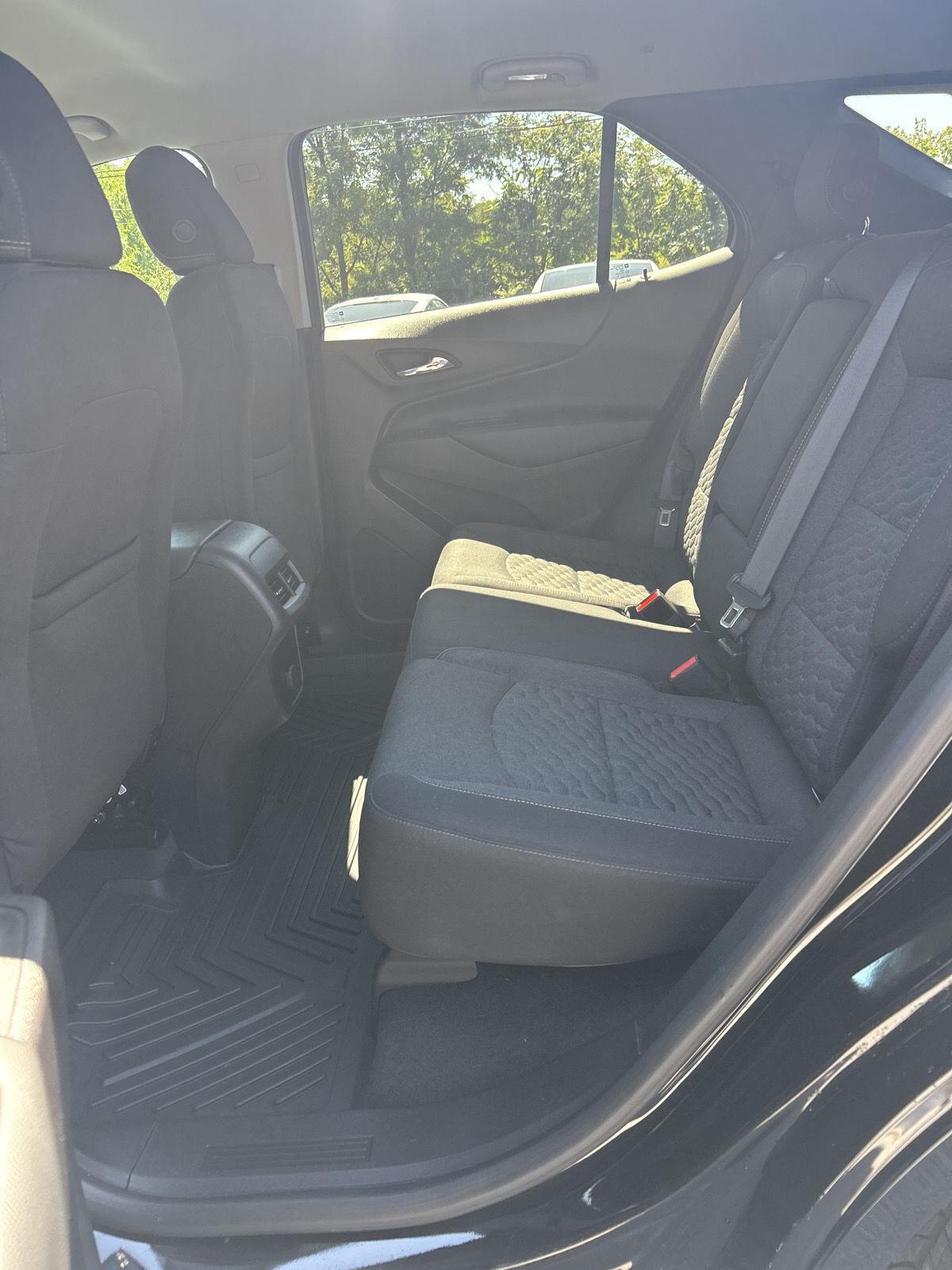 2018 Chevrolet Equinox LT photo 20