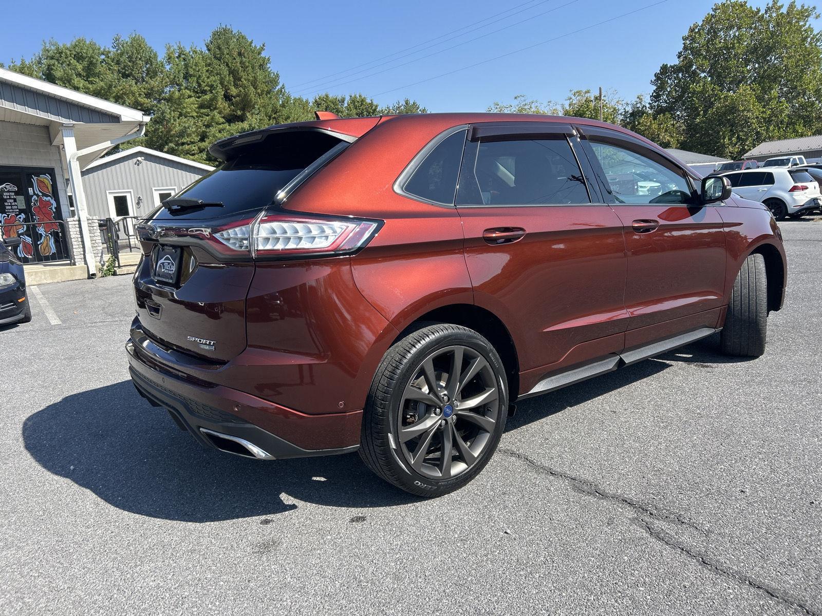 2015 Ford Edge Sport photo 3