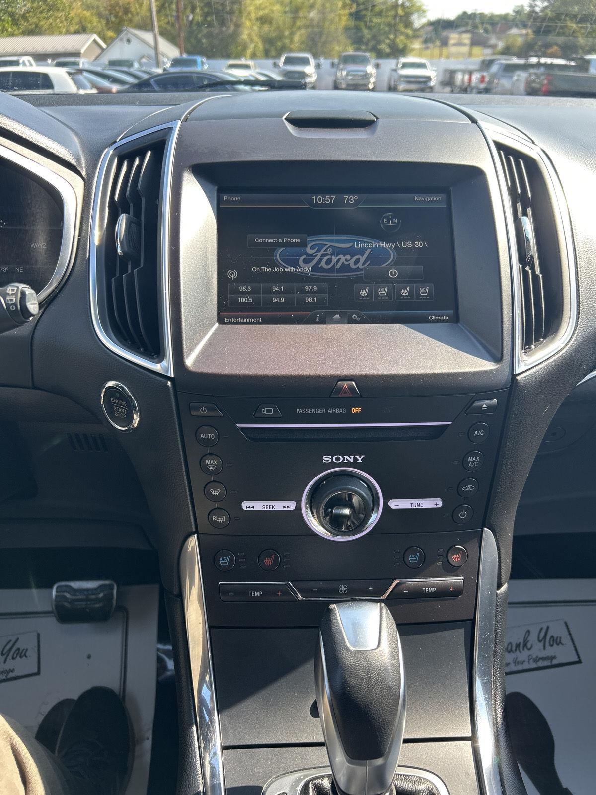 2015 Ford Edge Sport photo 12