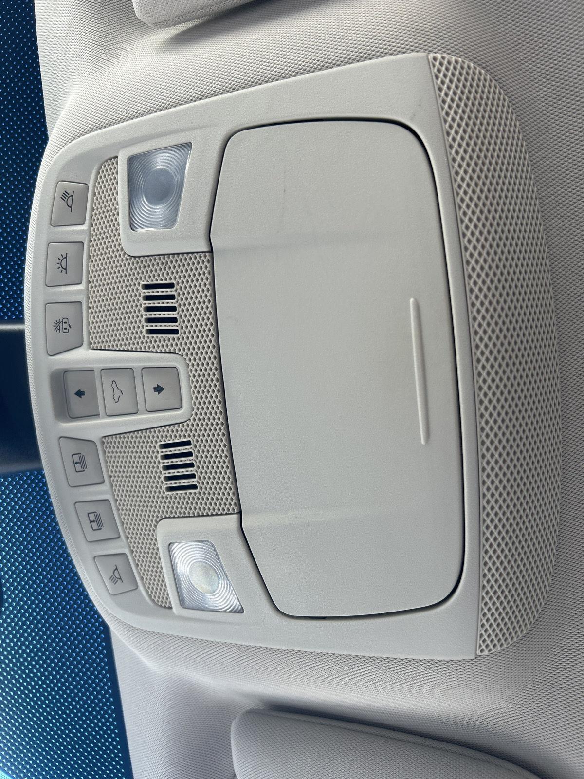 2015 Ford Edge Sport photo 15