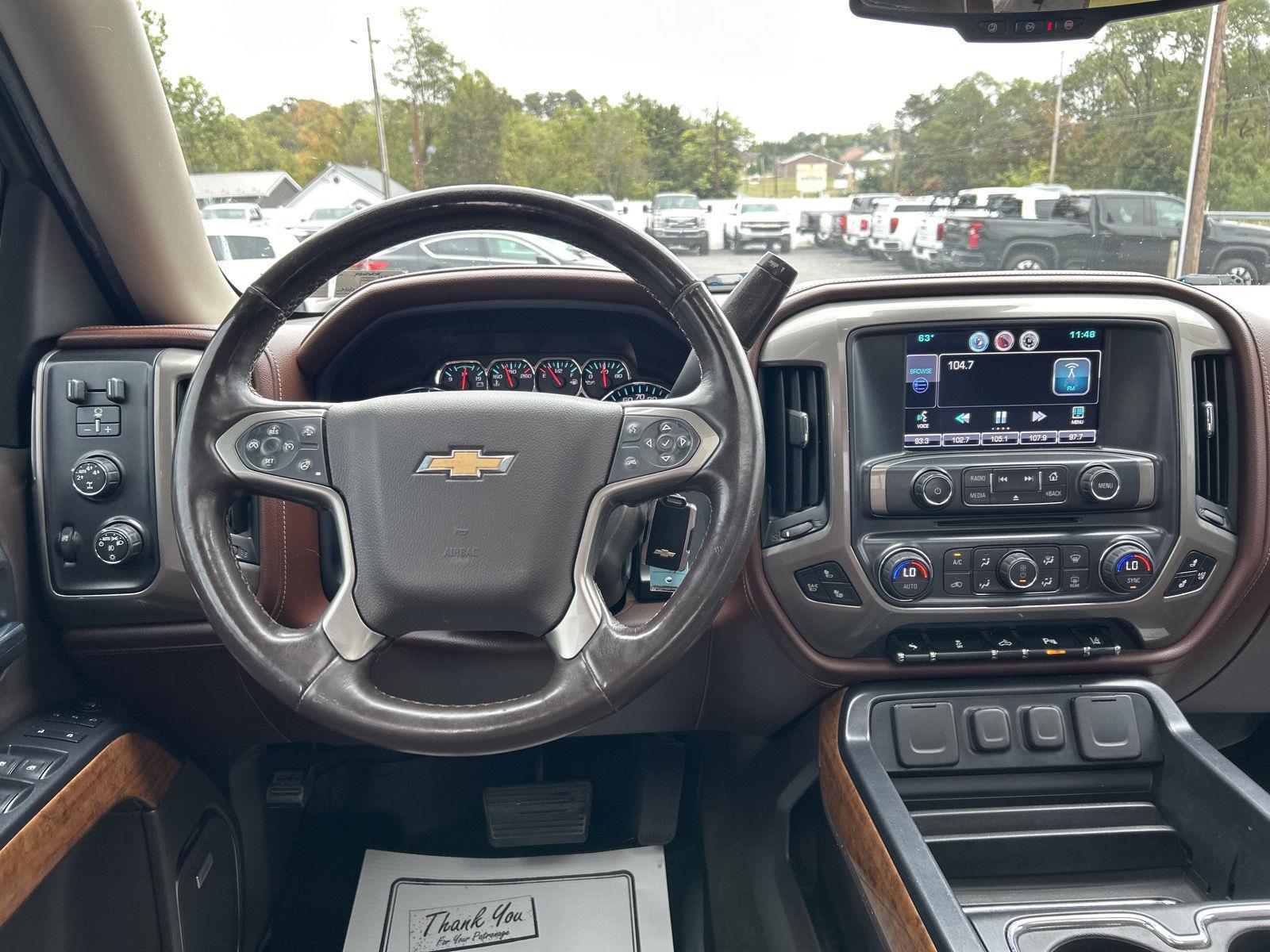 2015 Chevrolet Silverado 1500 High Country photo 20