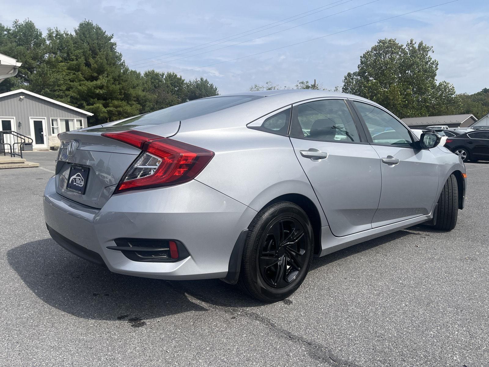 2017 Honda Civic LX photo 3