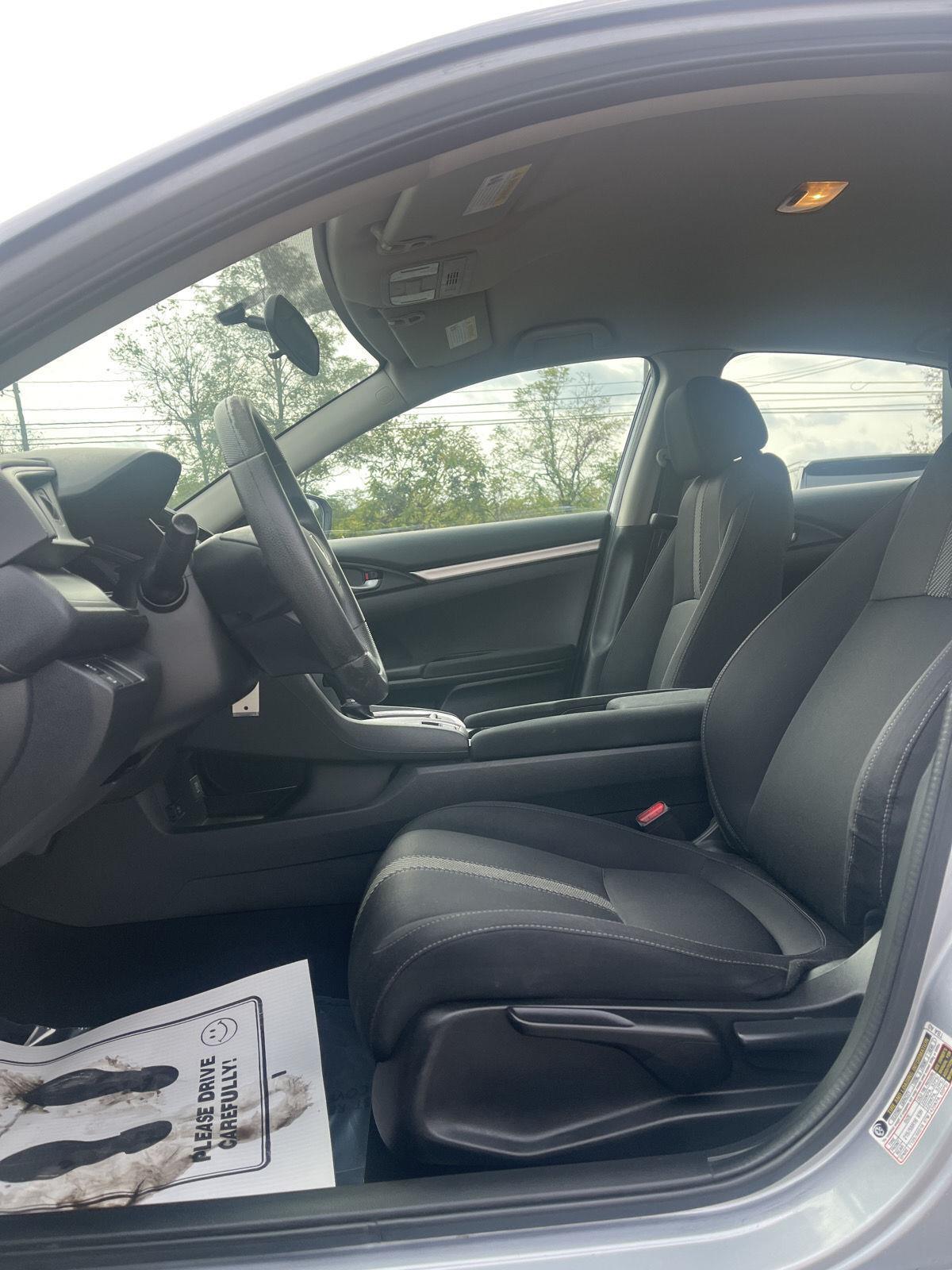 2017 Honda Civic LX photo 9