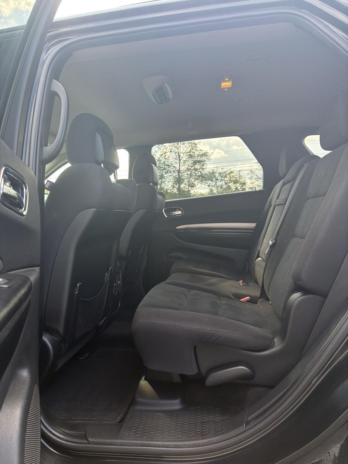 2017 Dodge Durango SXT photo 18