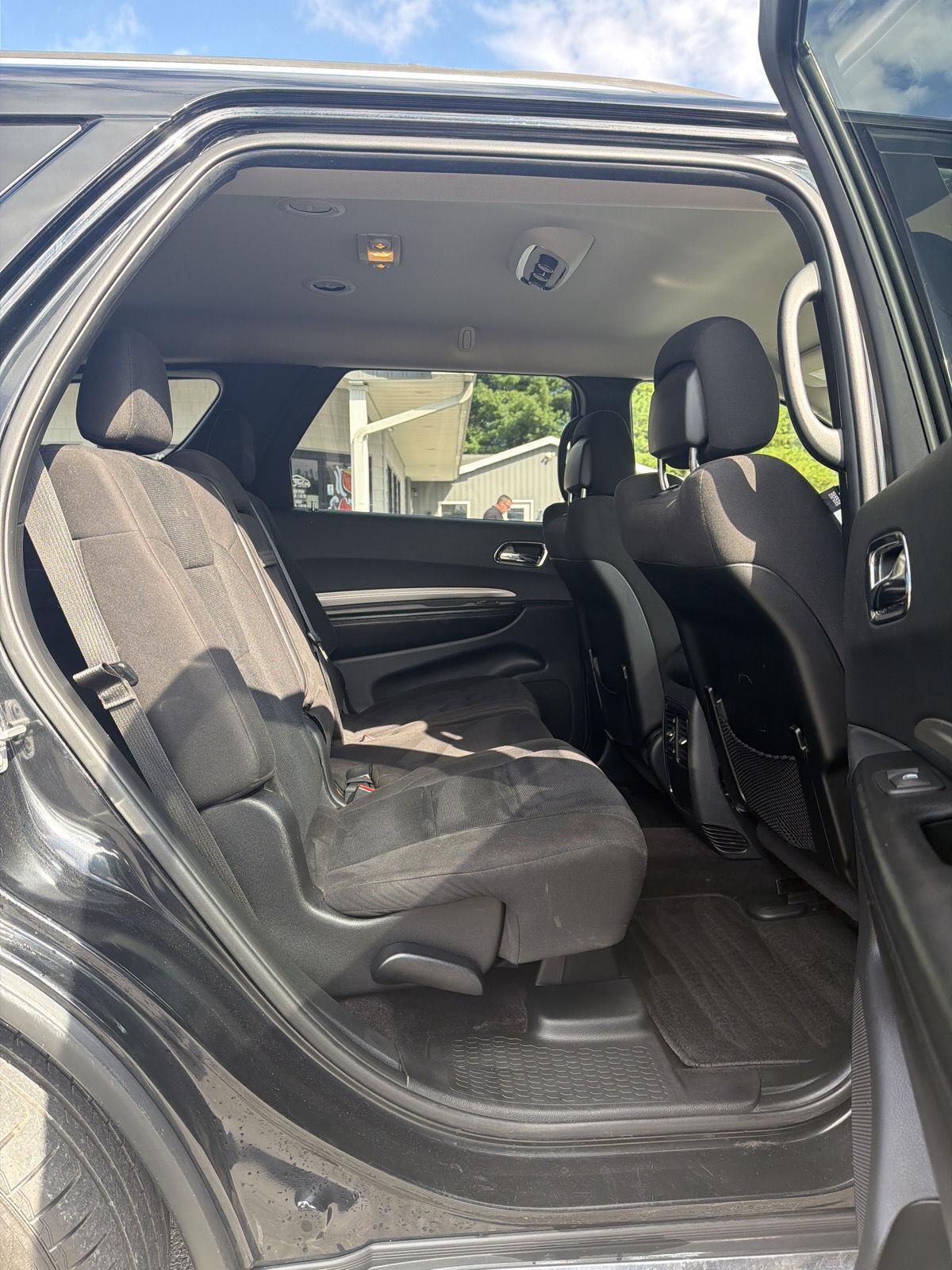 2017 Dodge Durango SXT photo 24