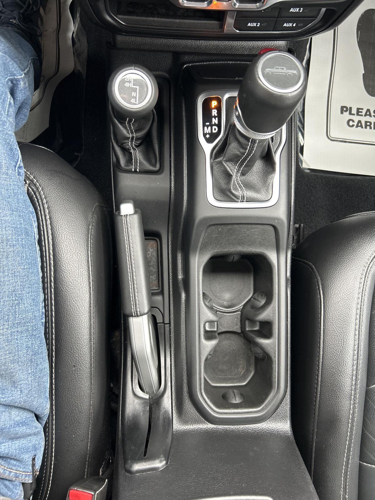 2020 Jeep Gladiator Overland photo 16