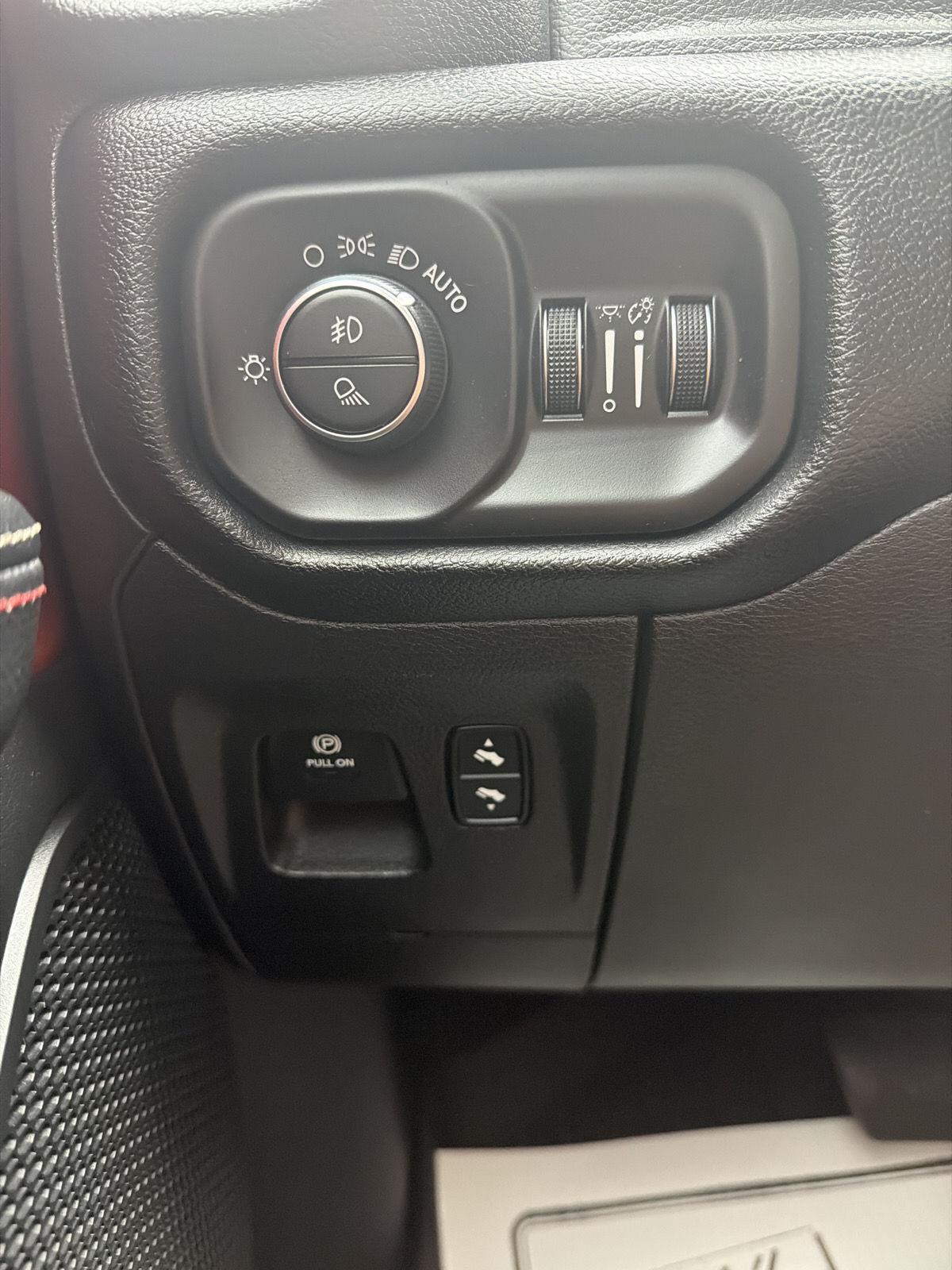 2019 Ram 1500 Rebel photo 19