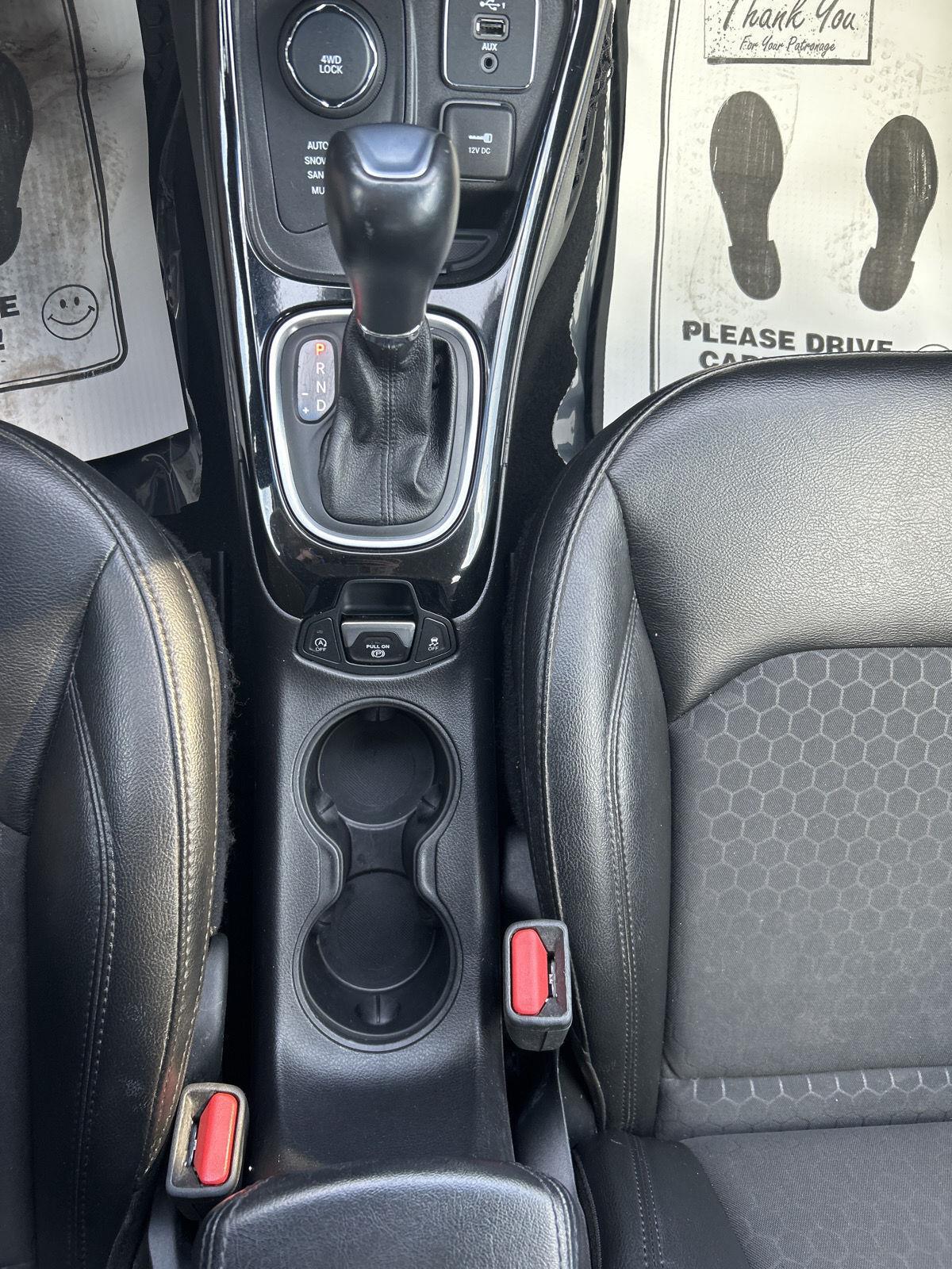 2021 Jeep Compass Altitude photo 13