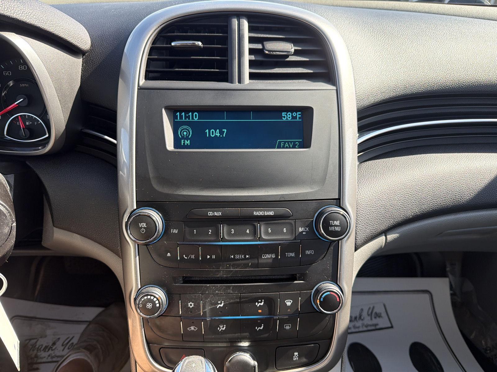 2014 Chevrolet Malibu LS photo 9