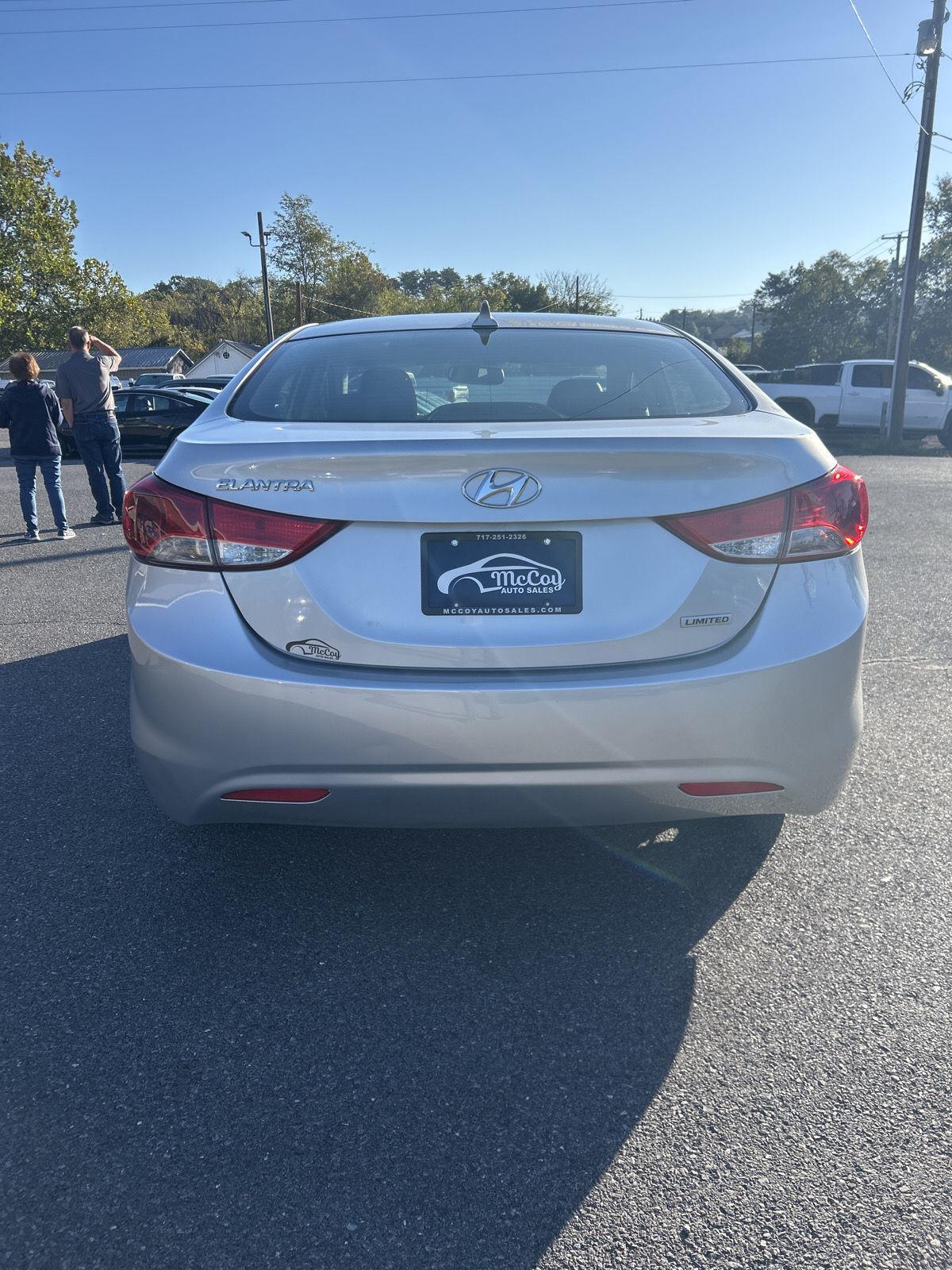 2013 Hyundai Elantra GLS Limited GS SE Tech photo 2