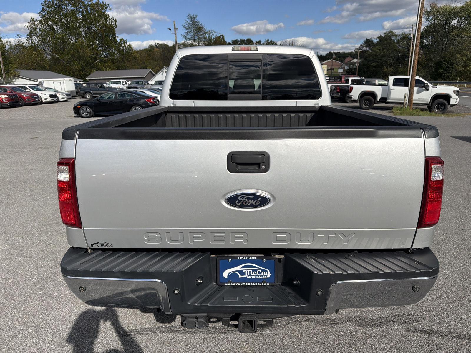 2011 Ford F-250 Lariat photo 4