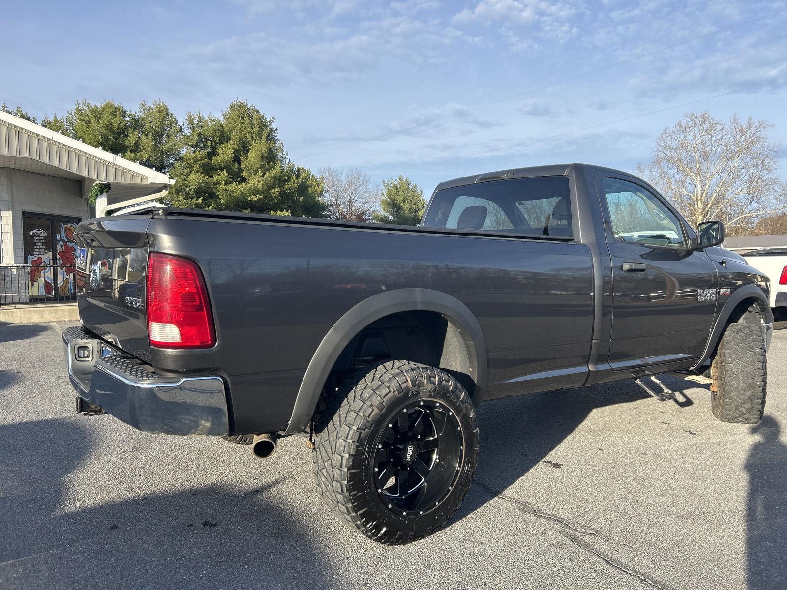 2018 Ram 1500 Tradesman photo 3