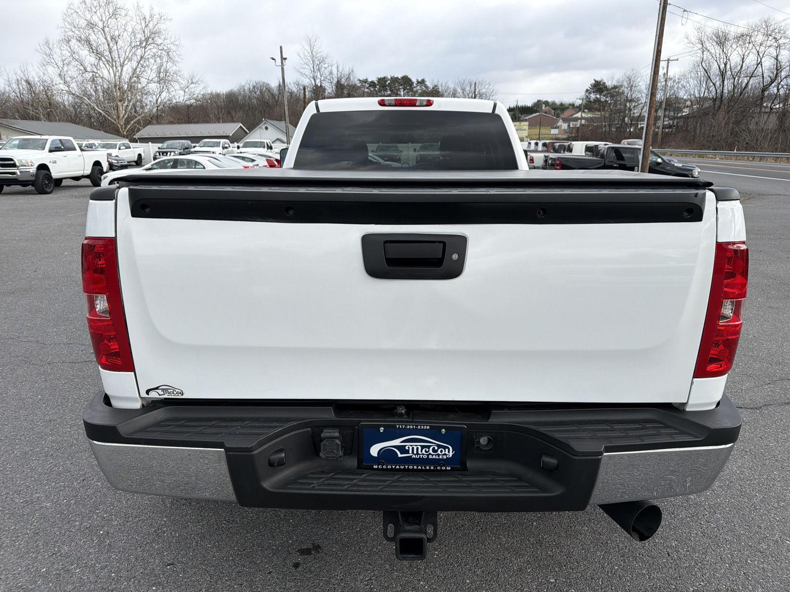 2009 Chevrolet Silverado 3500HD LTZ photo 3