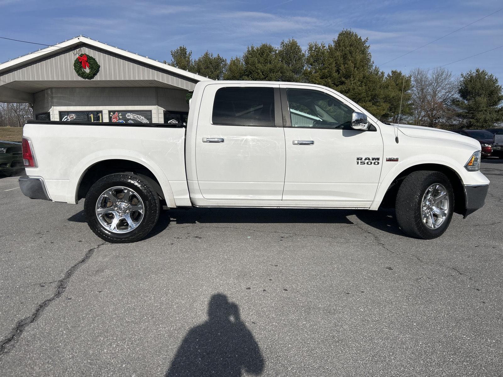 2016 RAM Ram 1500 Pickup Laramie's photo