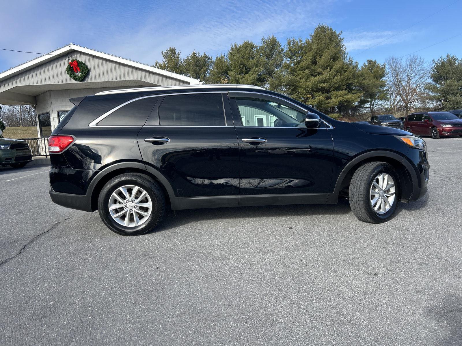 2016 Kia Sorento LX