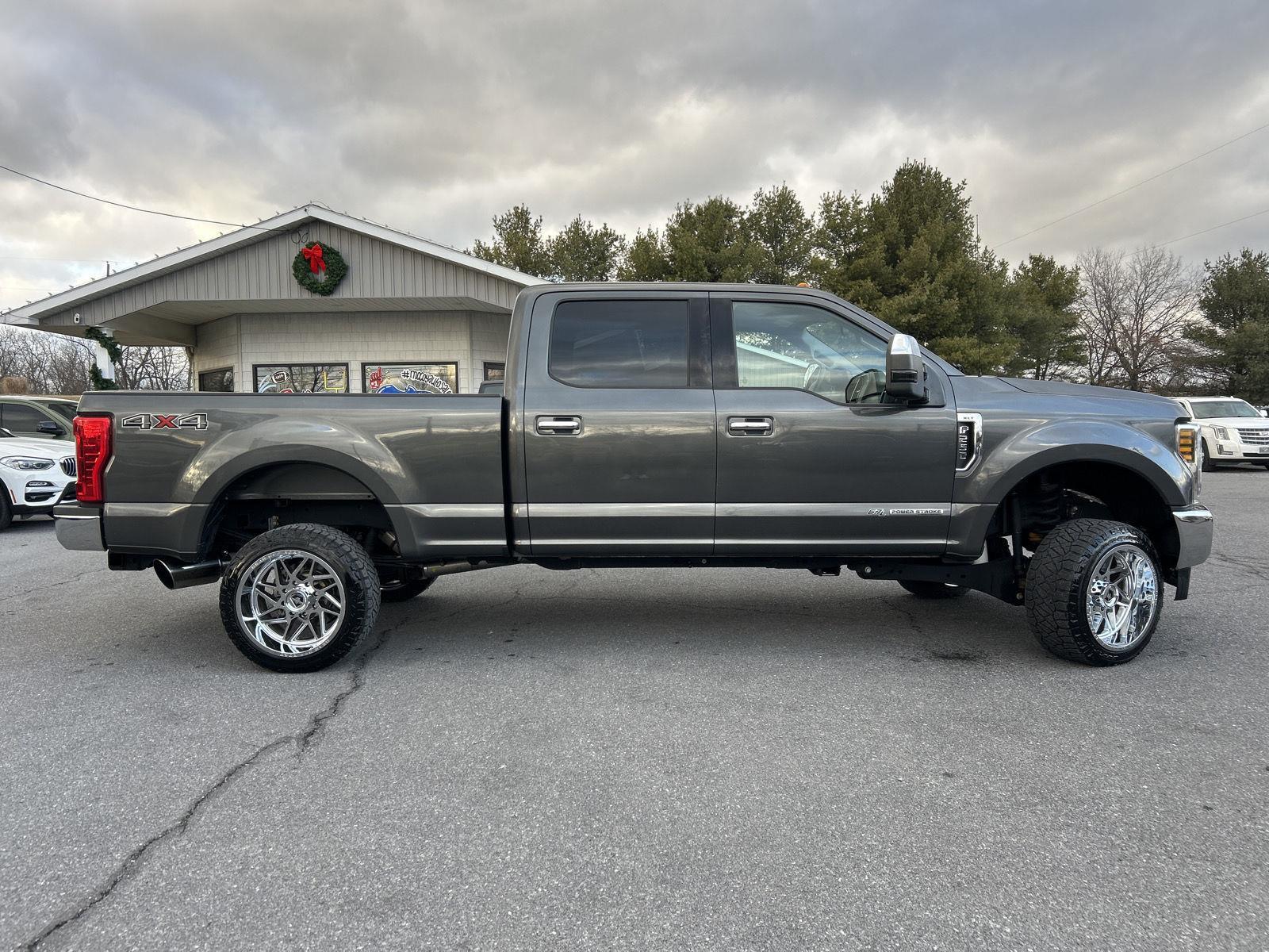 2019 Ford F-250 Super Duty XLT's photo