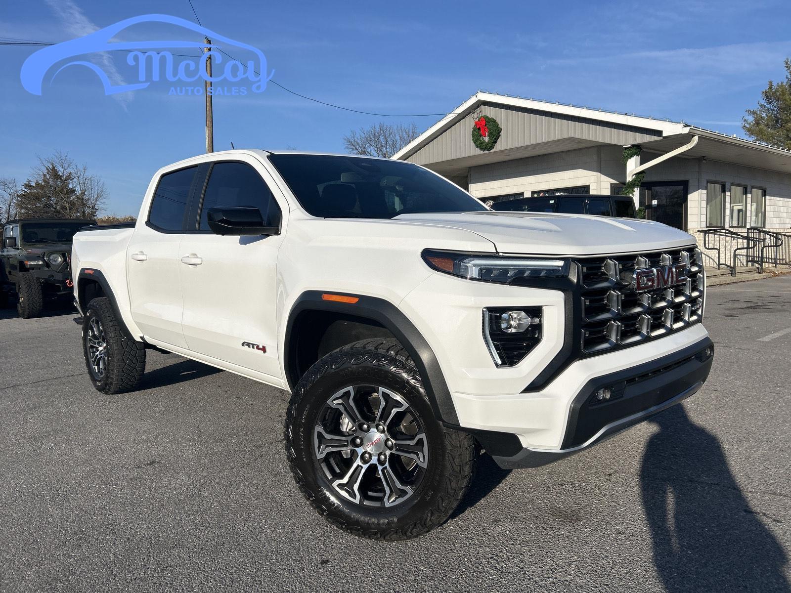2024 GMC Canyon AT4 Crew Cab 4WD