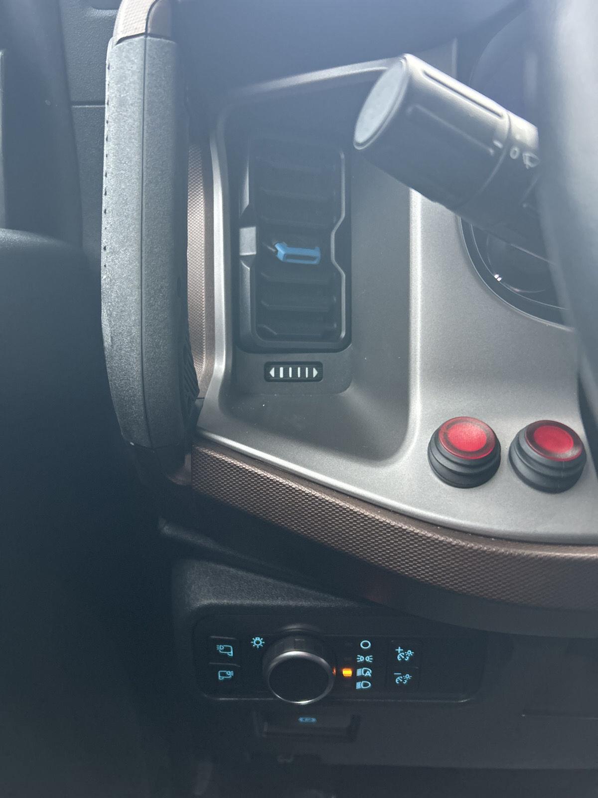 2022 Ford Bronco 4-Door Outer Banks - Photo 9