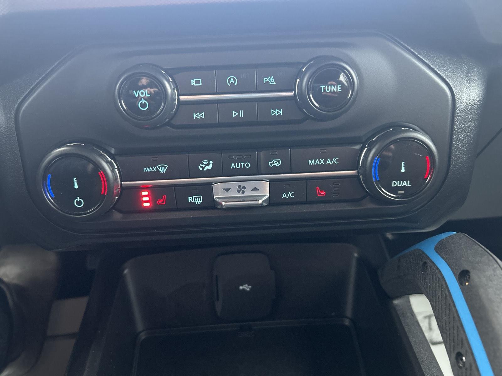 2022 Ford Bronco 4-Door Outer Banks - Photo 12