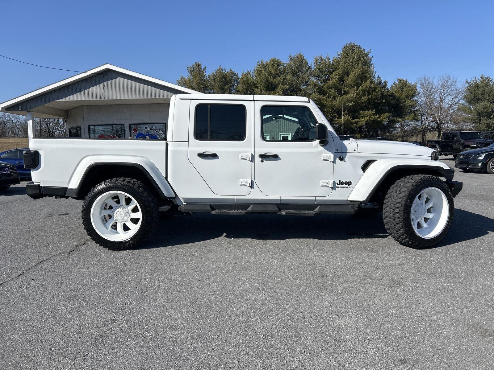 2021 Jeep Gladiator Overland