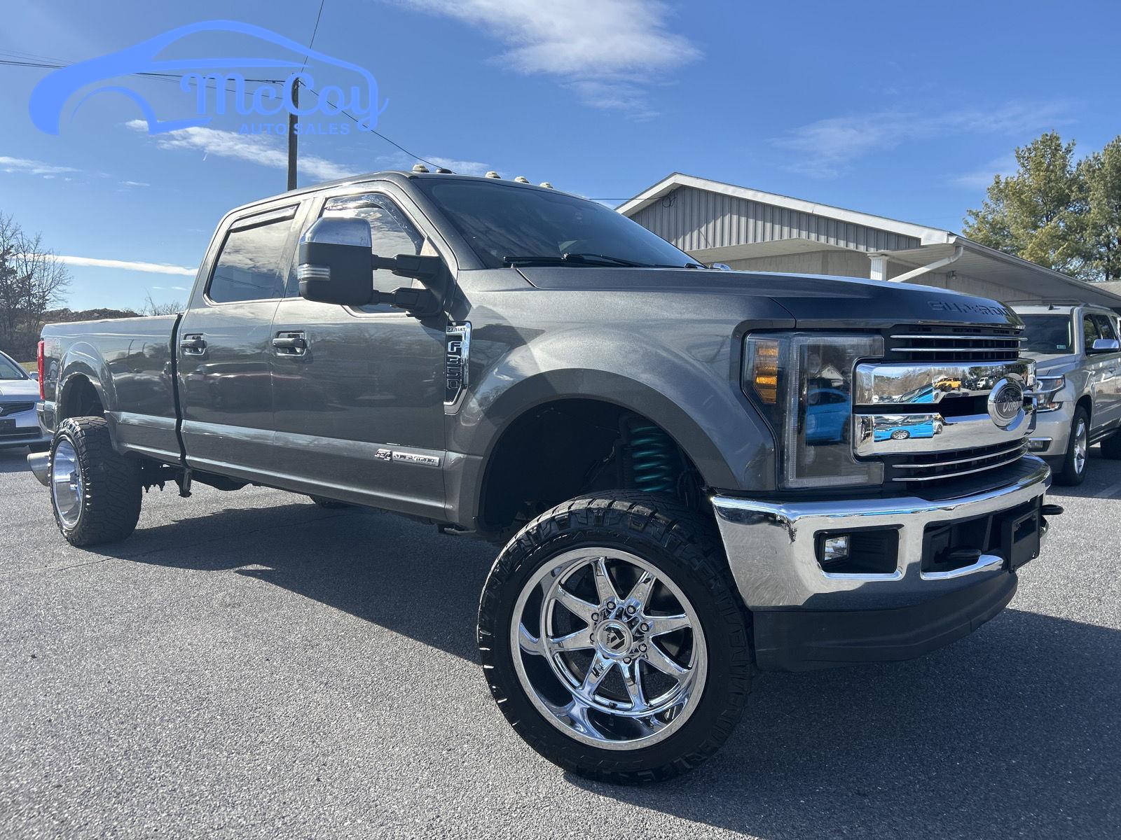 2017 Ford F-350 Super Duty Lariat Crew Cab 4WD