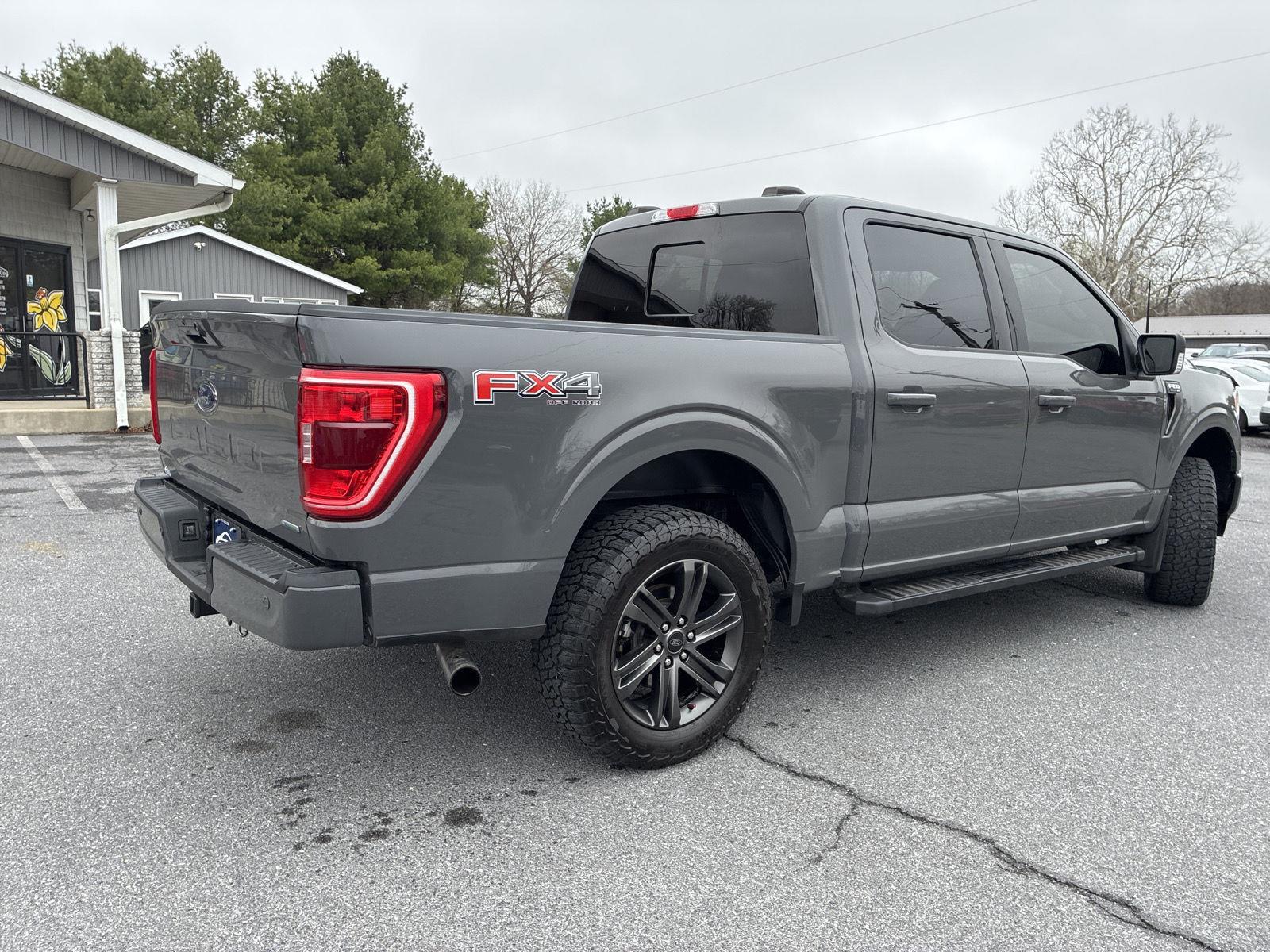 View vehicle photo 3