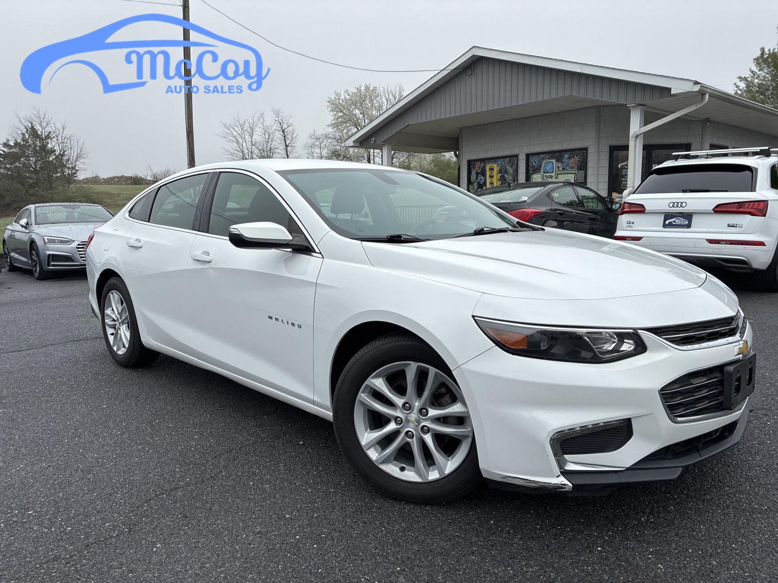 Summit White 2017 Chevrolet Malibu LT FWD Sedan Front-Wheel Drive 6-Speed Automatic