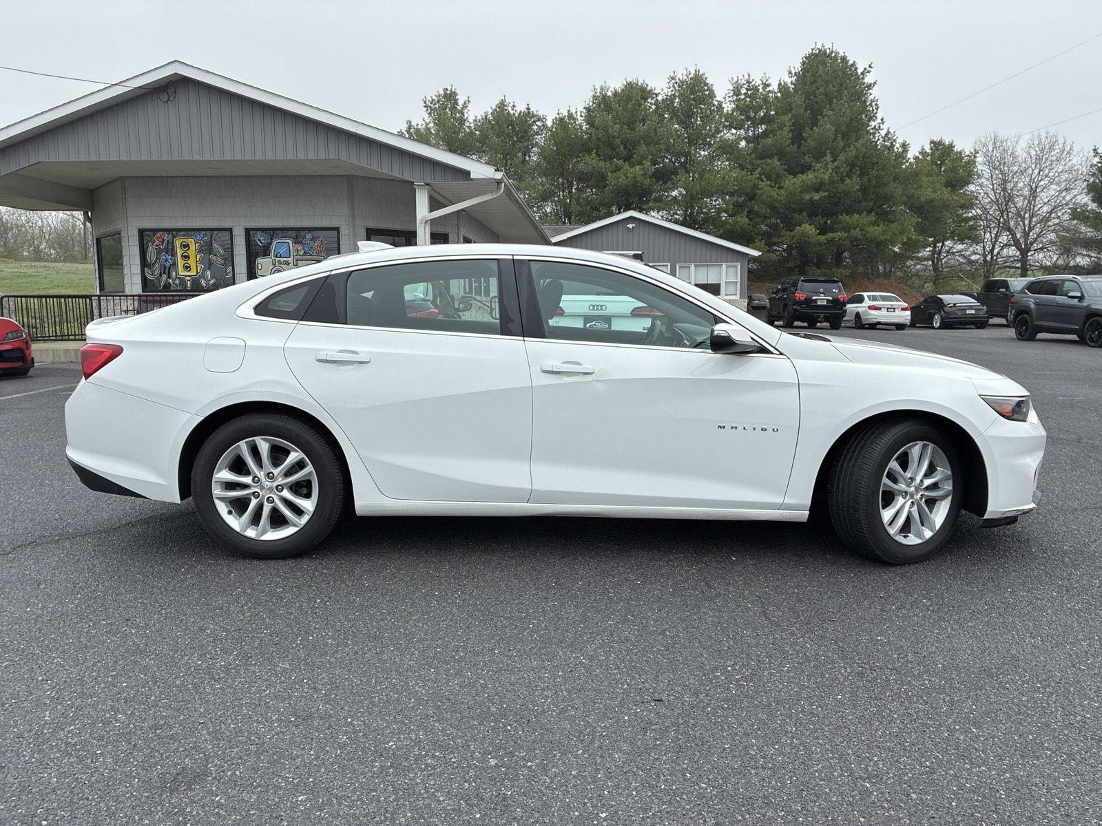 2017 Chevrolet Malibu 1LT