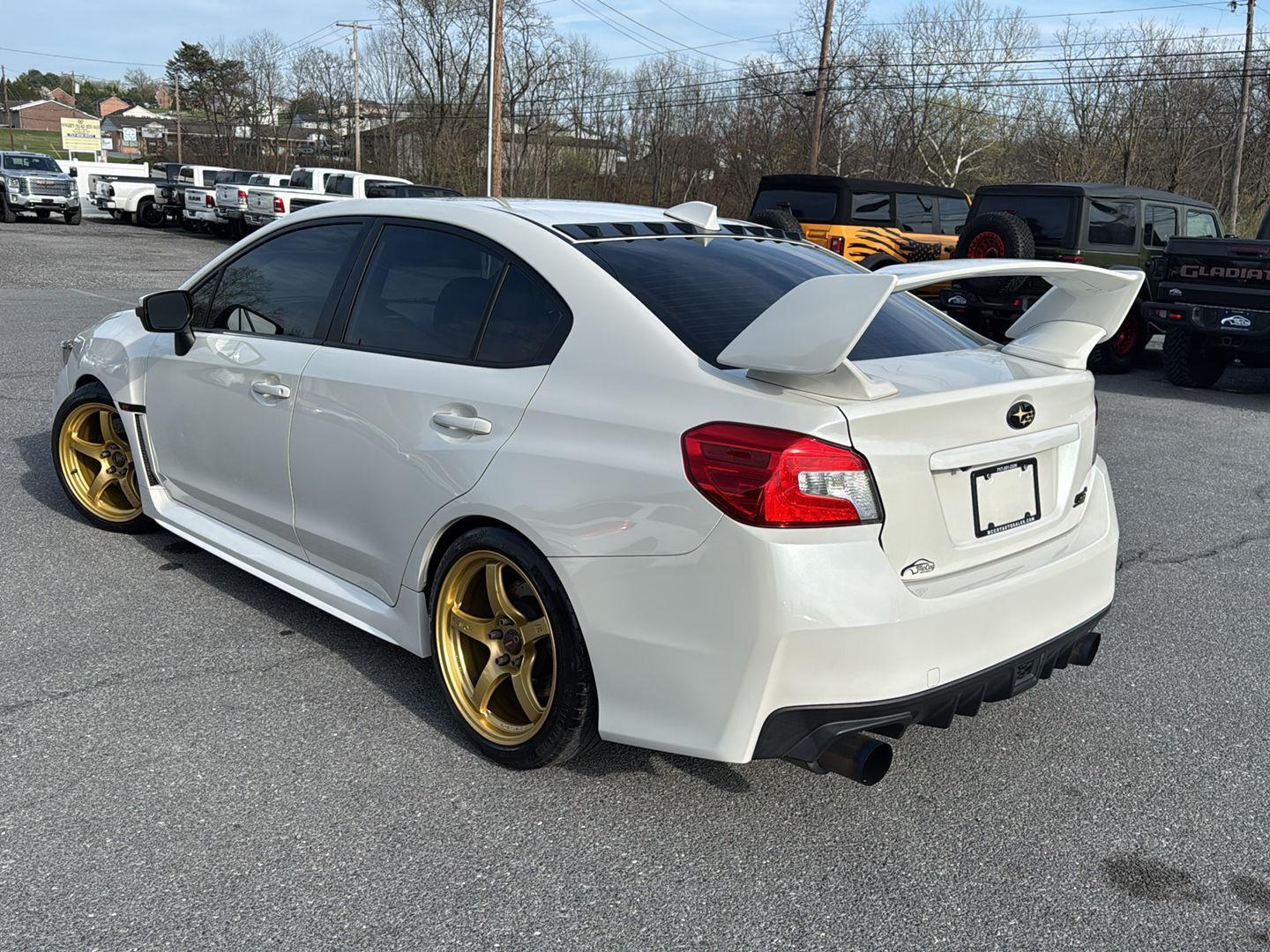 View vehicle photo 7