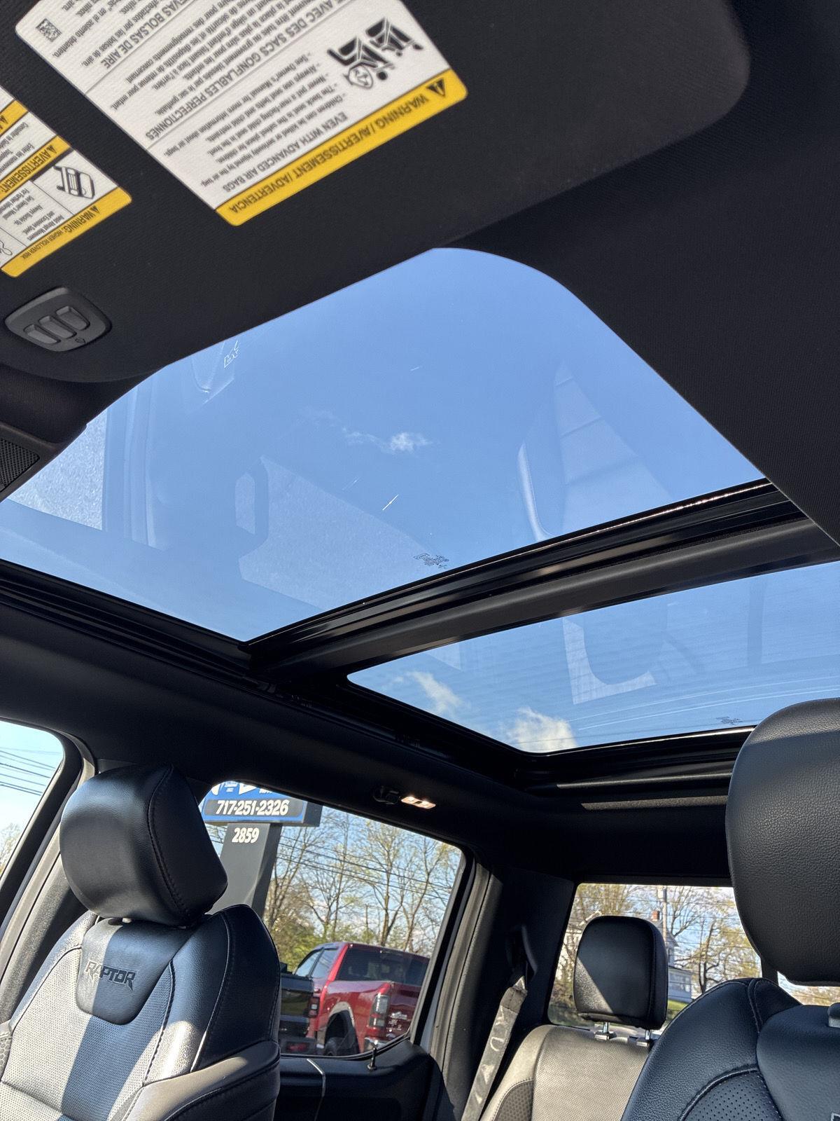 2020 Ford F-150 Raptor - Photo 17