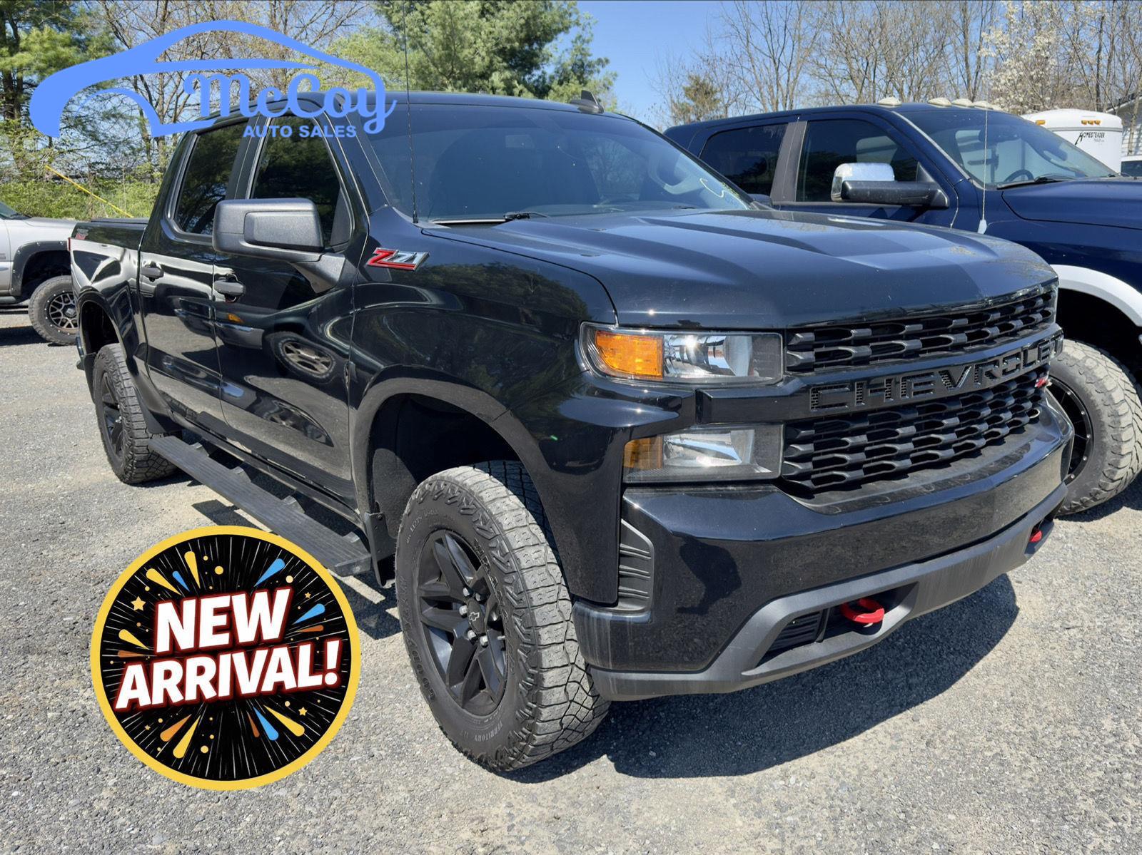 Black 2021 Chevrolet Silverado 1500 Custom Trail Boss Crew Cab 4WD Pickup Truck Four-Wheel Drive 6-Speed Automatic