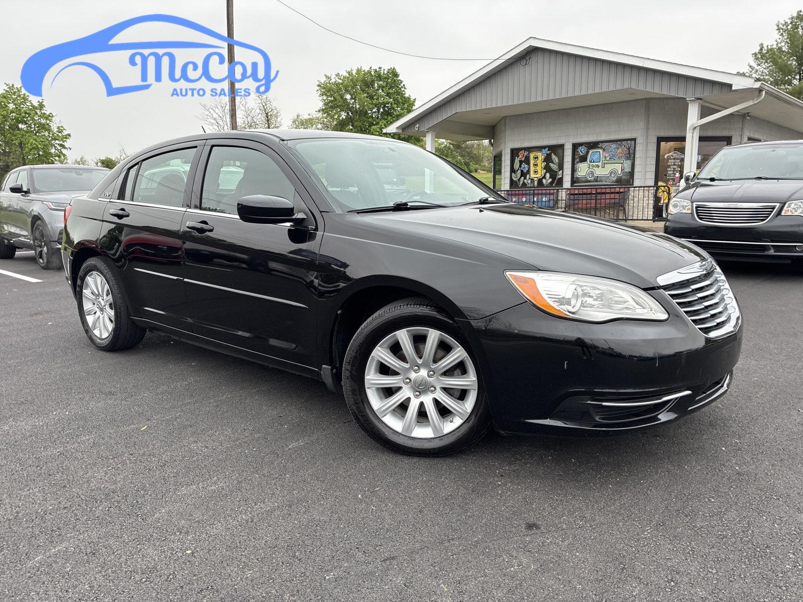 Black 2013 Chrysler 200 Touring Sedan FWD Sedan Front-Wheel Drive 6-Speed Automatic