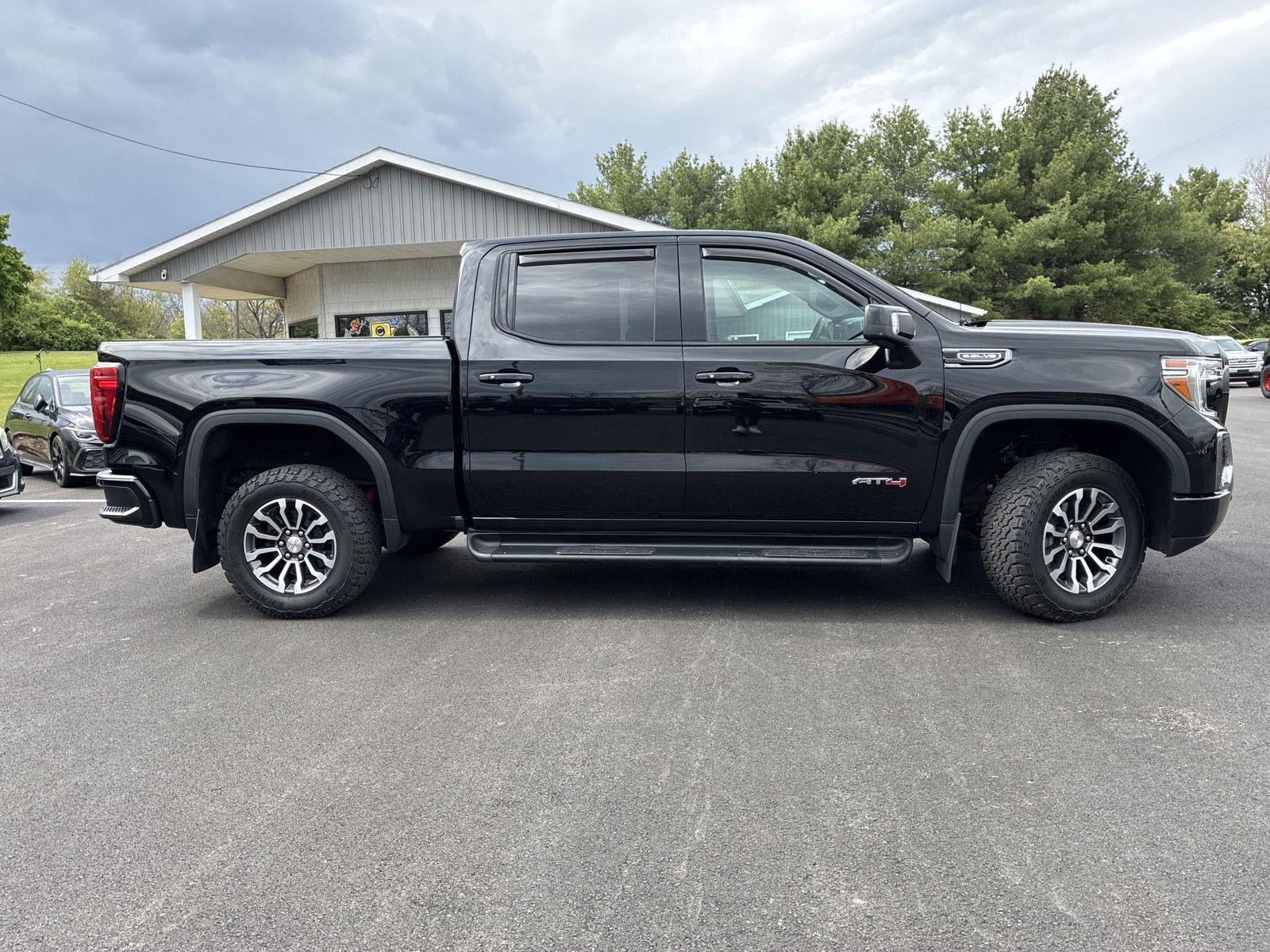2021 GMC Sierra 4WD Crew Cab Short Box AT4's photo