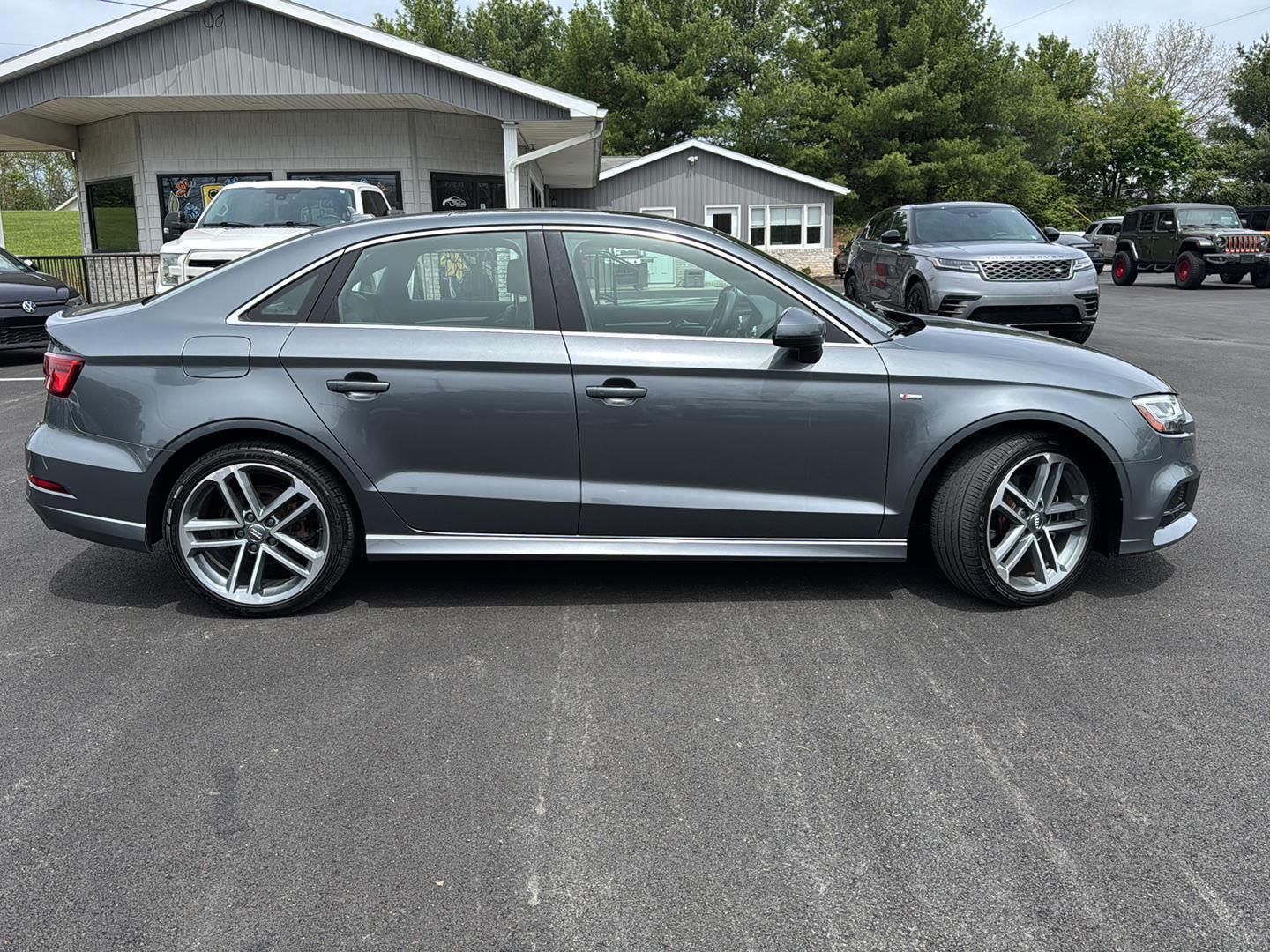 2018 Audi A3 2.0T quattro S tronic Premium Plus's photo